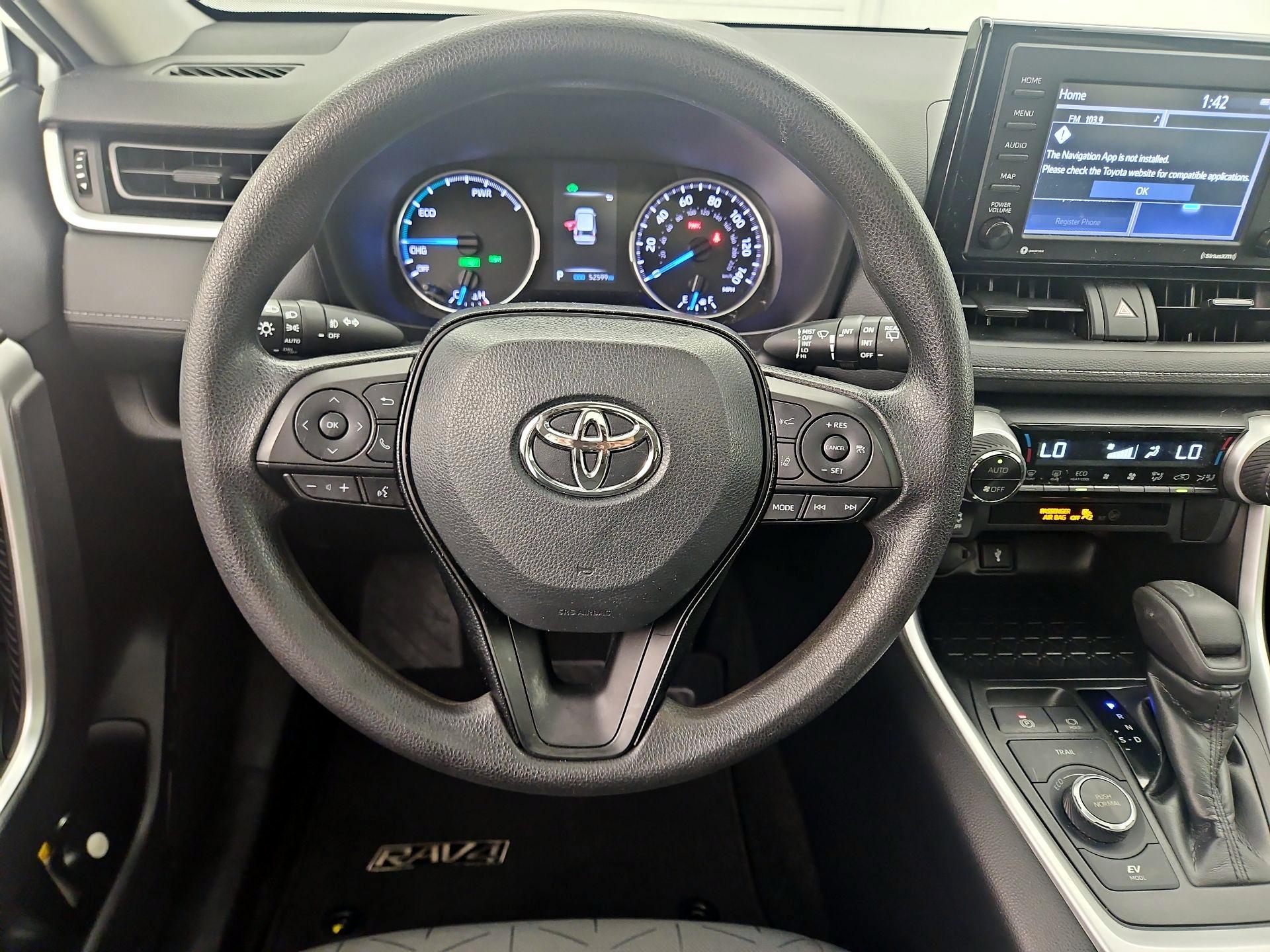 Thumbnail: 2020 Toyota RAV4 - 10
