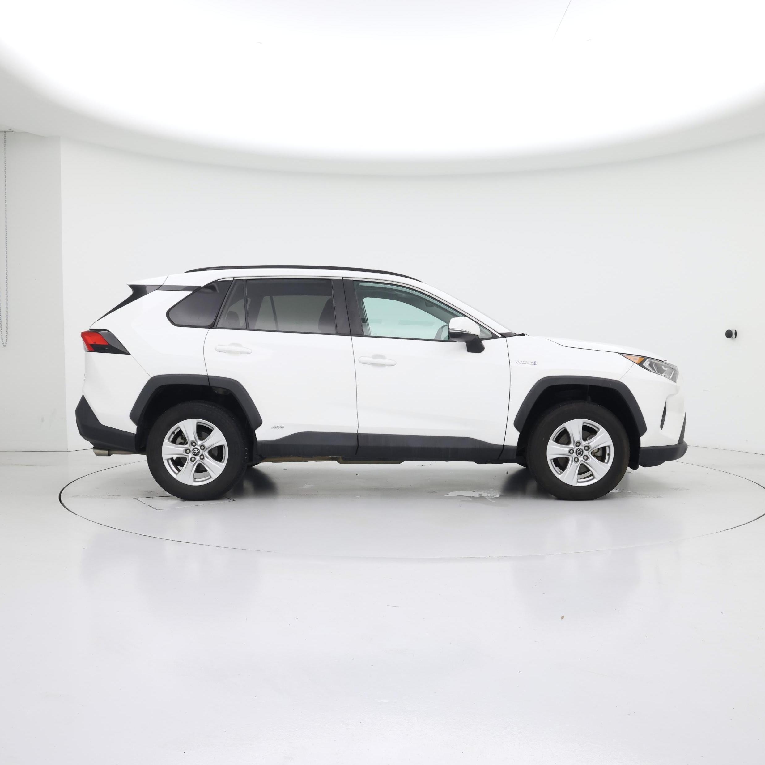 Thumbnail: 2020 Toyota RAV4 - 7