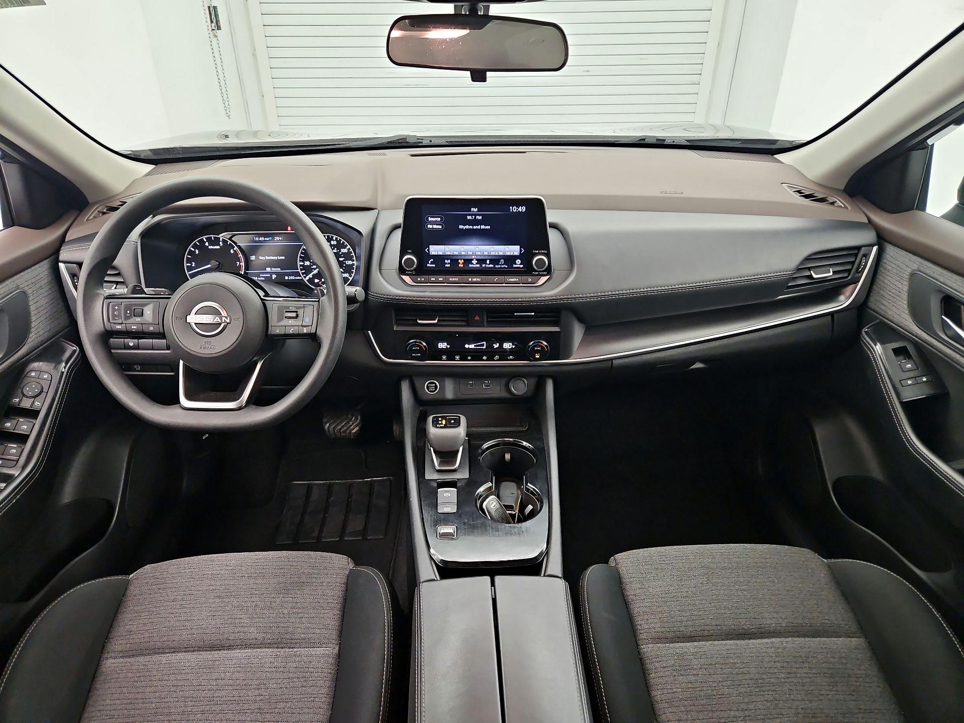 Thumbnail: 2023 Nissan Rogue - 9