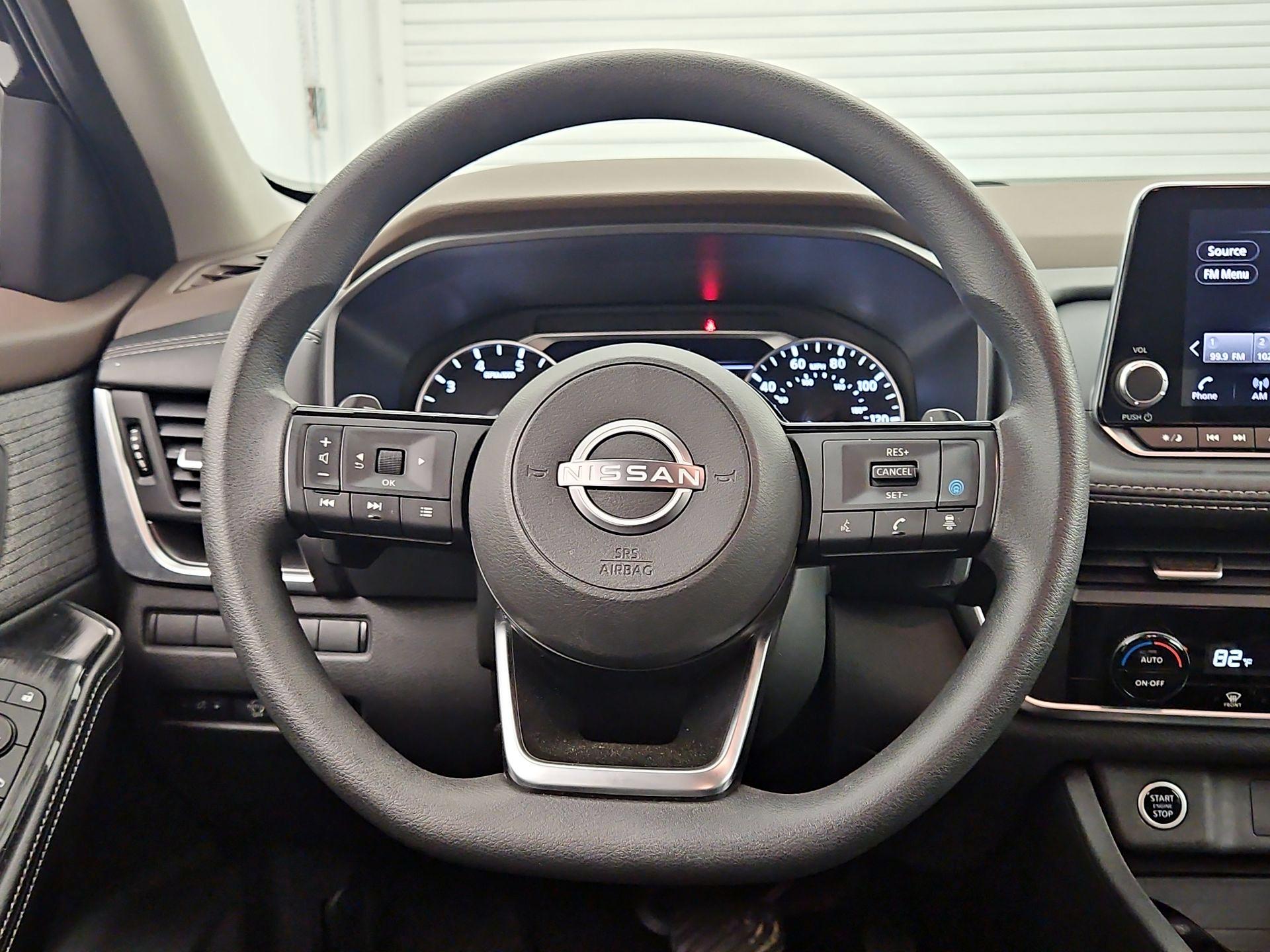 Thumbnail: 2023 Nissan Rogue - 10