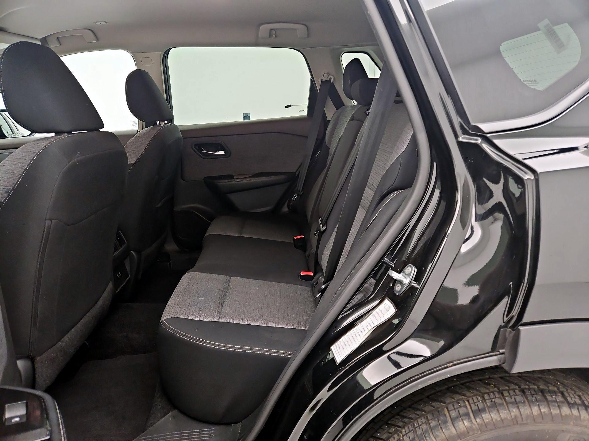 Thumbnail: 2023 Nissan Rogue - 19