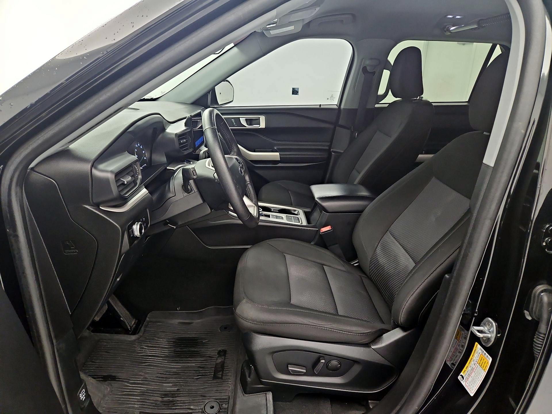 Thumbnail: 2023 Ford Explorer - 11