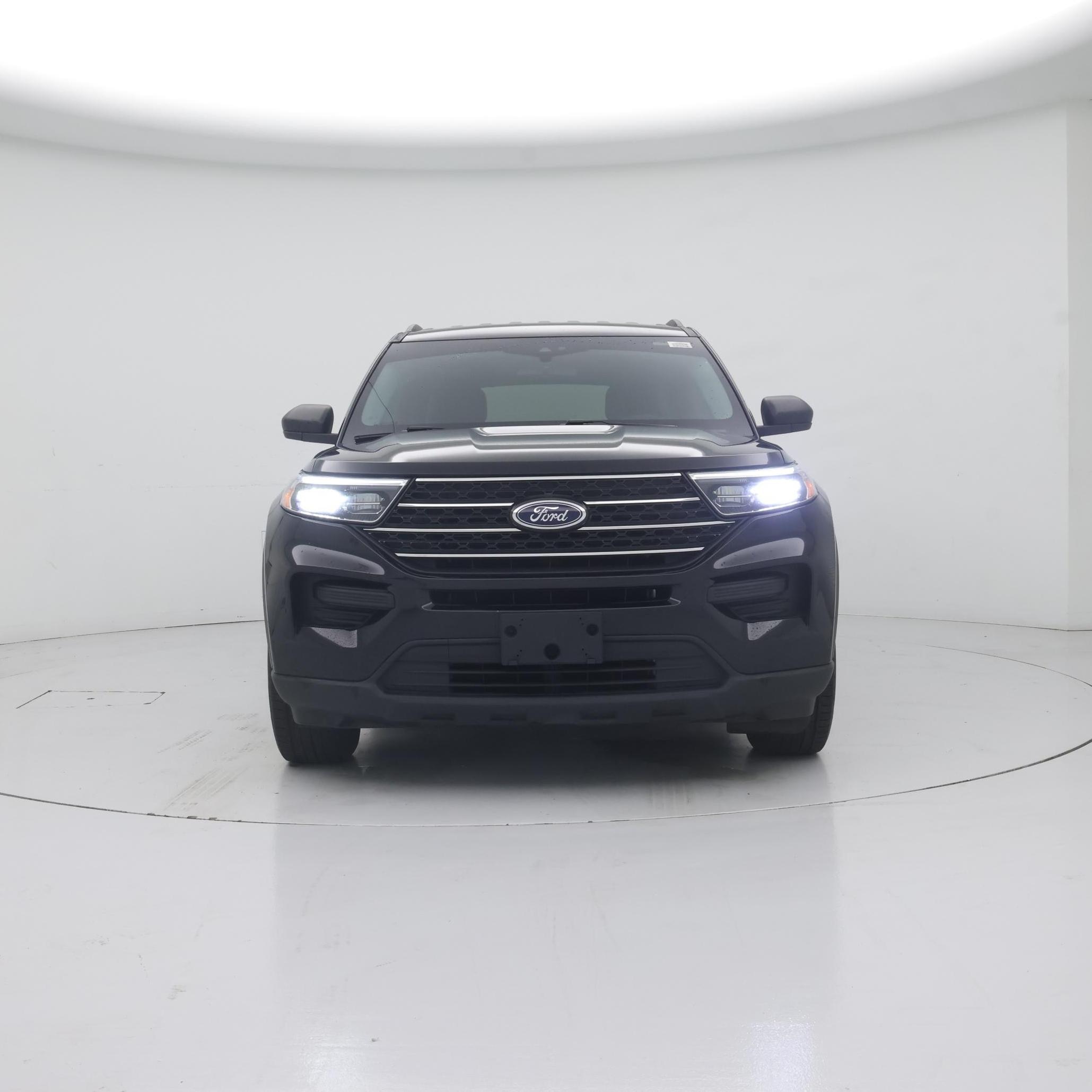 Thumbnail: 2023 Ford Explorer - 5