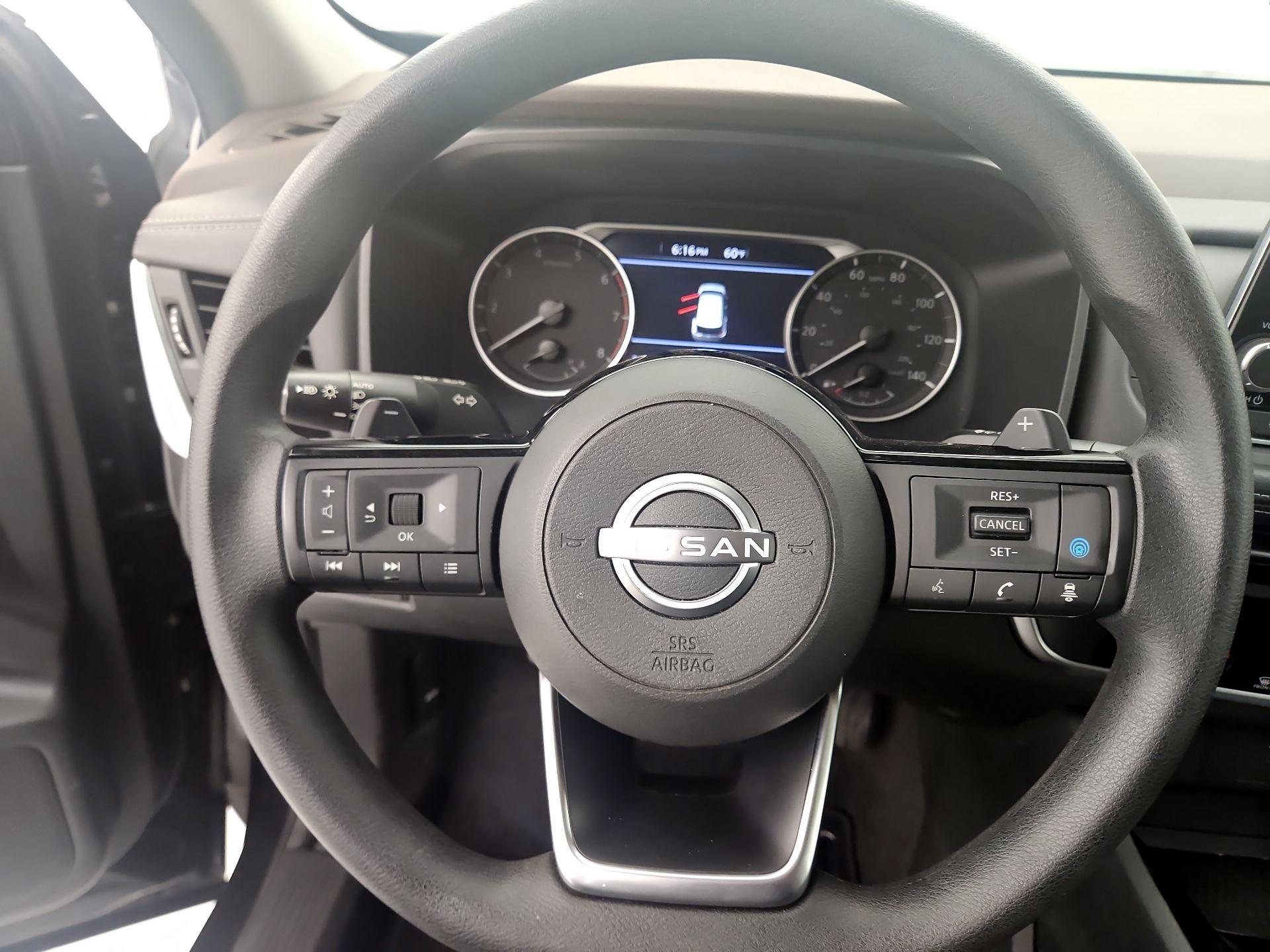 Thumbnail: 2023 Nissan Rogue - 10