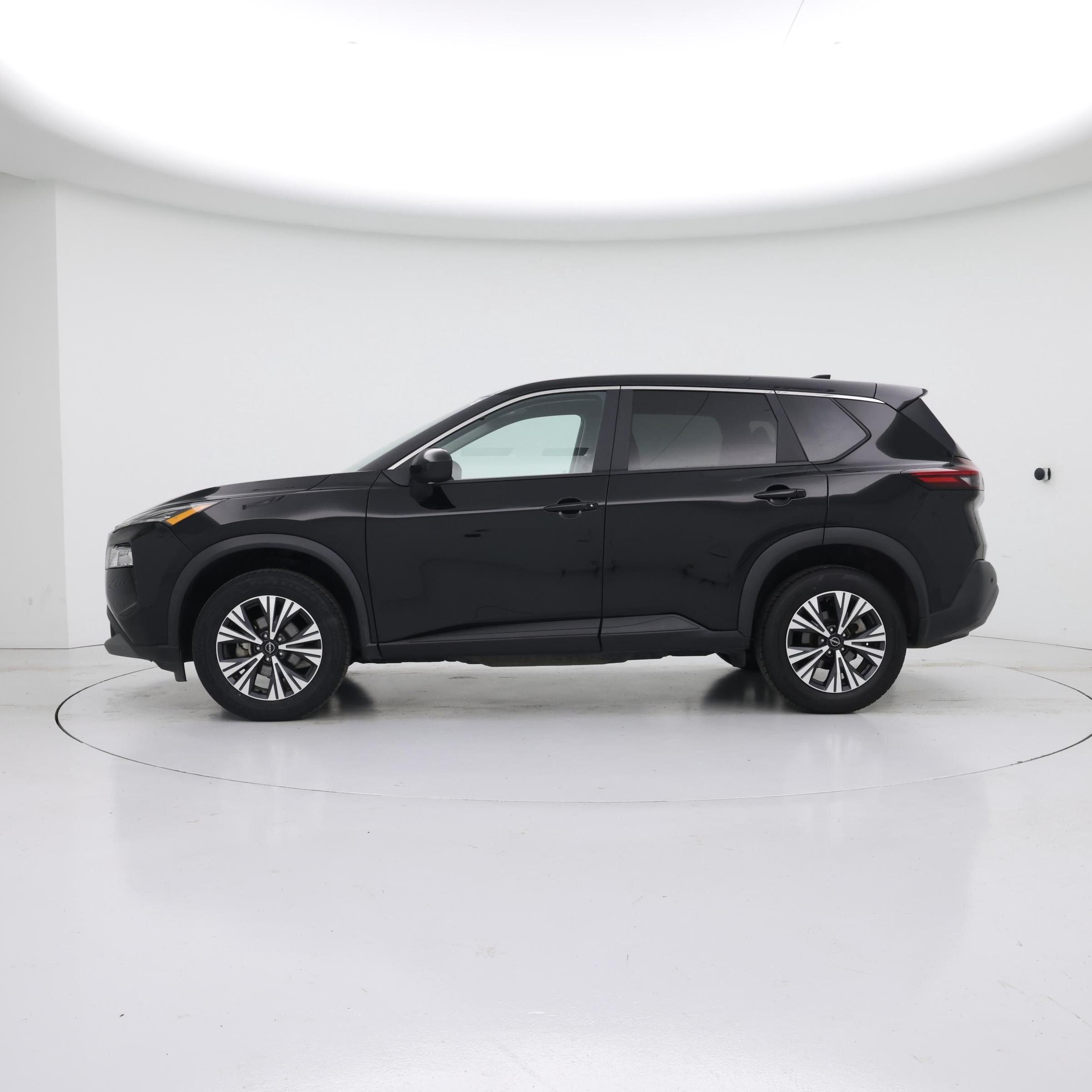 Thumbnail: 2023 Nissan Rogue - 3