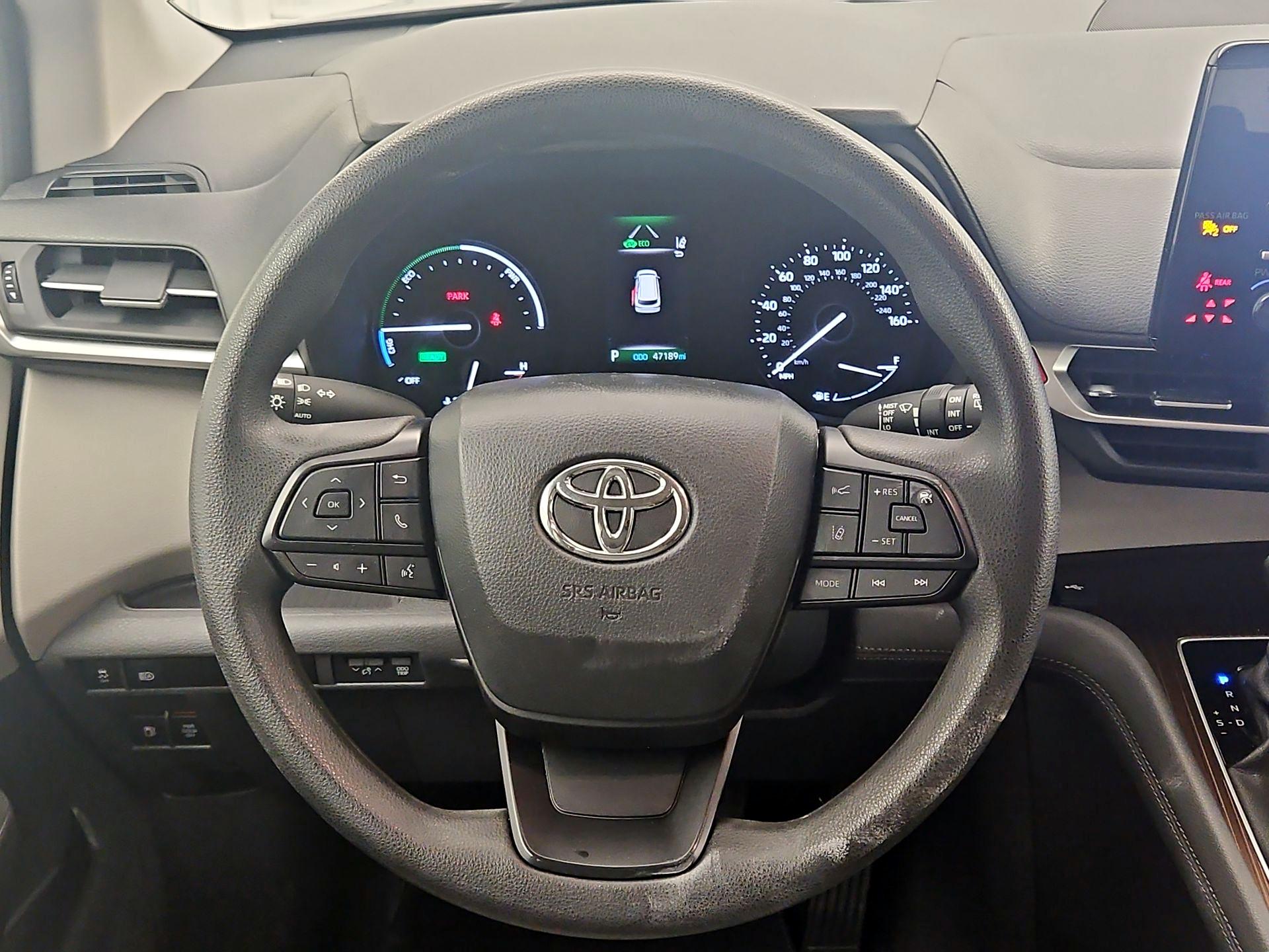 Thumbnail: 2024 Toyota Sienna - 10