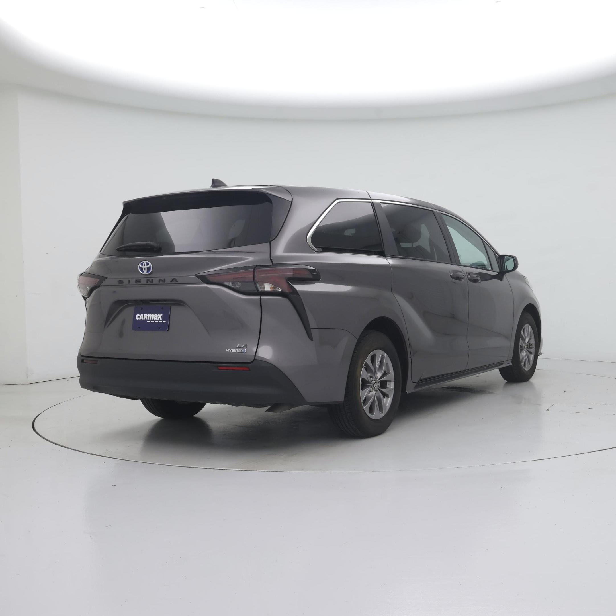Thumbnail: 2024 Toyota Sienna - 8