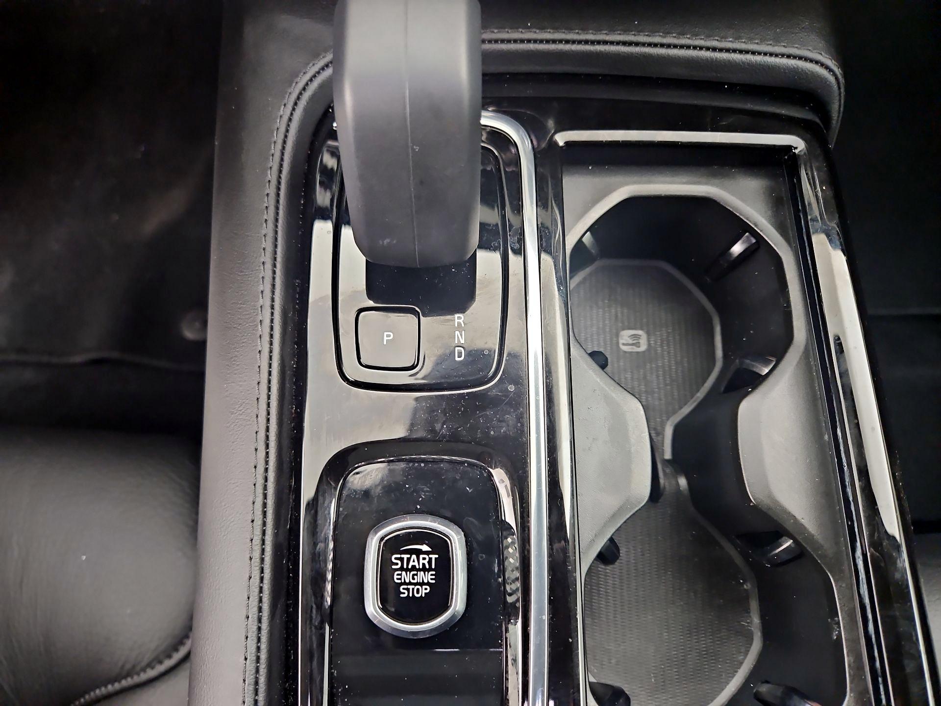 Thumbnail: 2023 Volvo S60 - 17