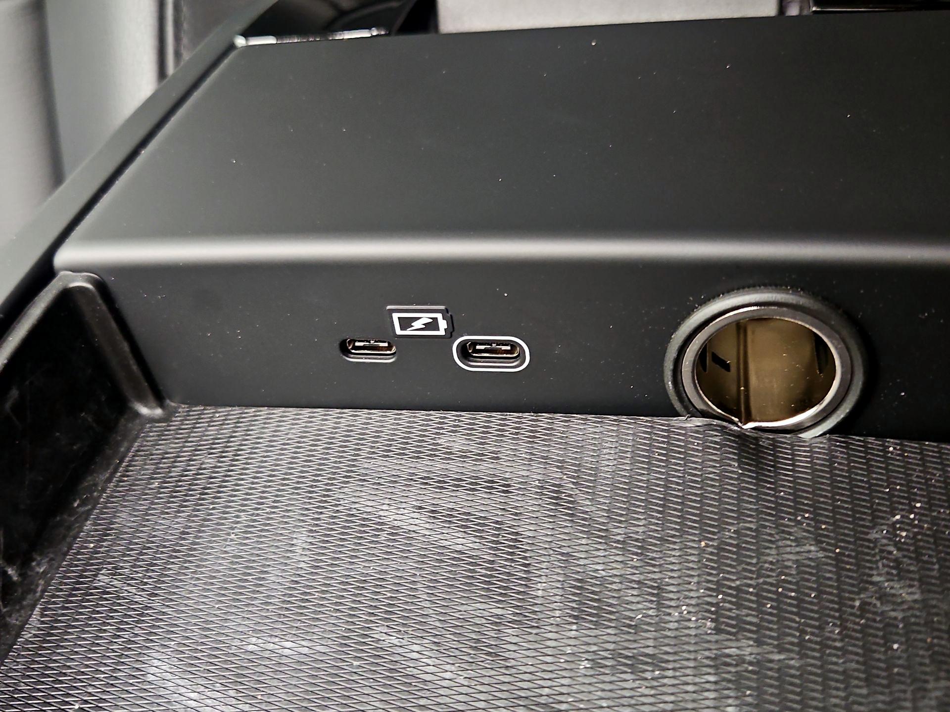 Thumbnail: 2023 Volvo S60 - 18