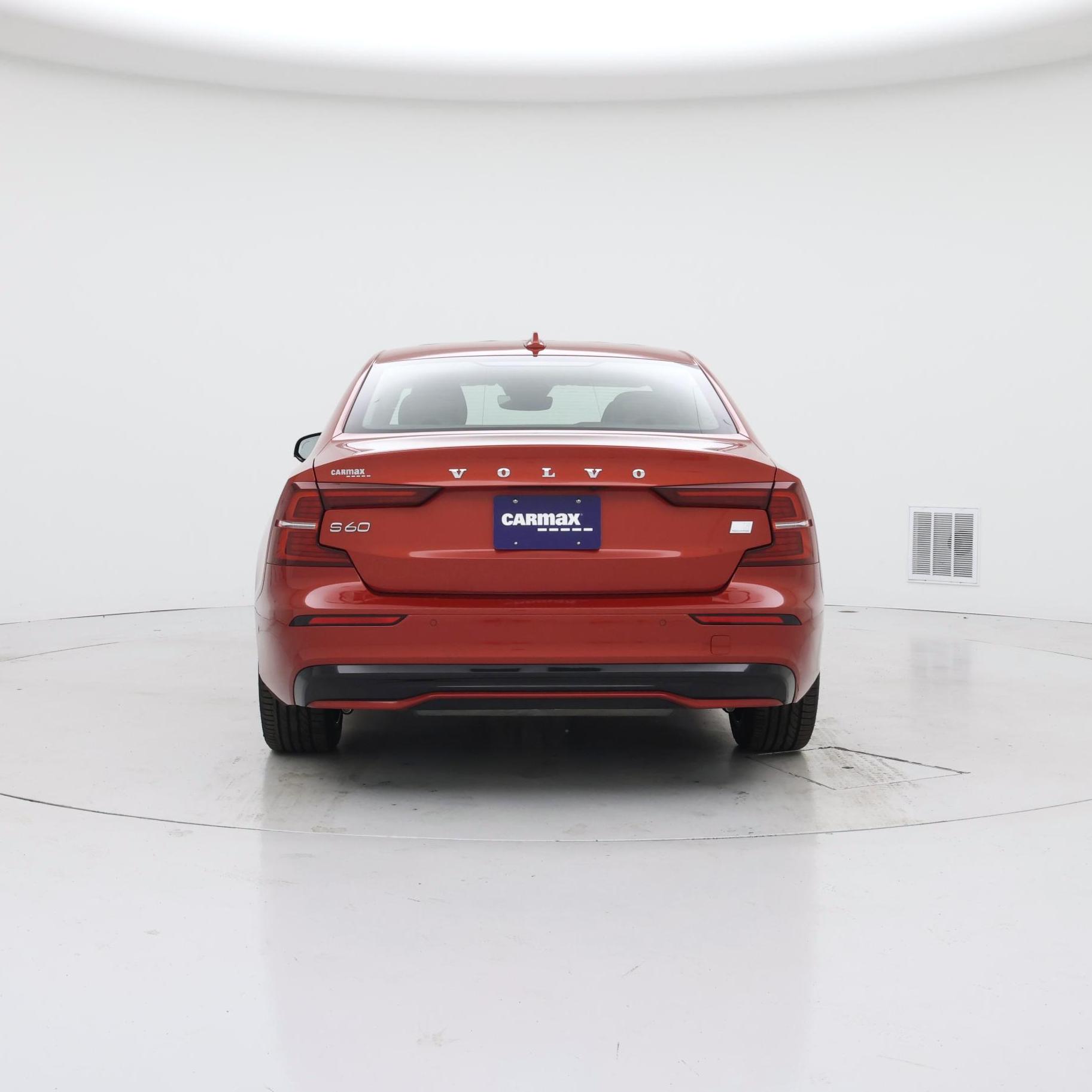 Thumbnail: 2023 Volvo S60 - 6