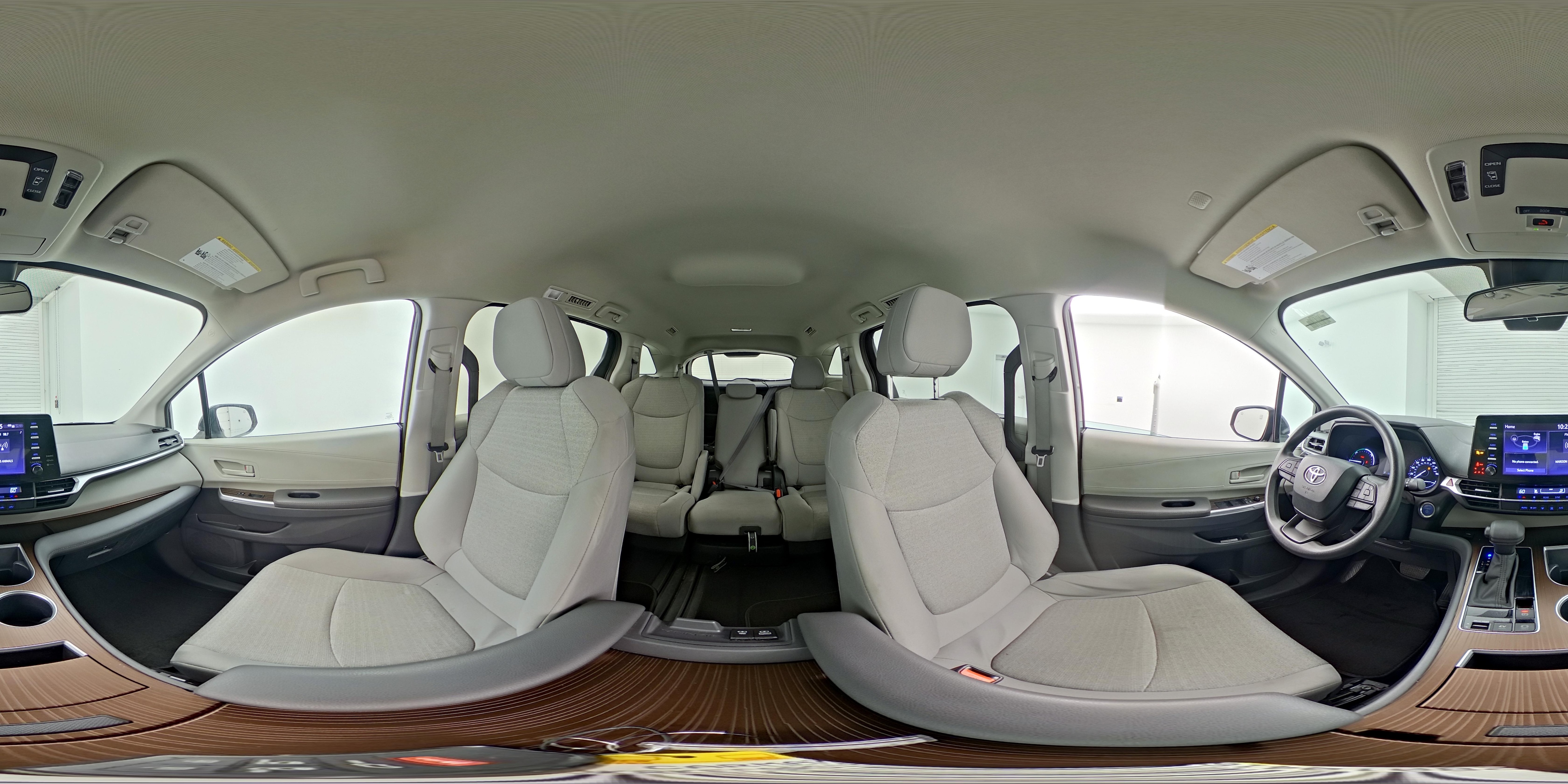 2024 Toyota Sienna LE - Photo 27