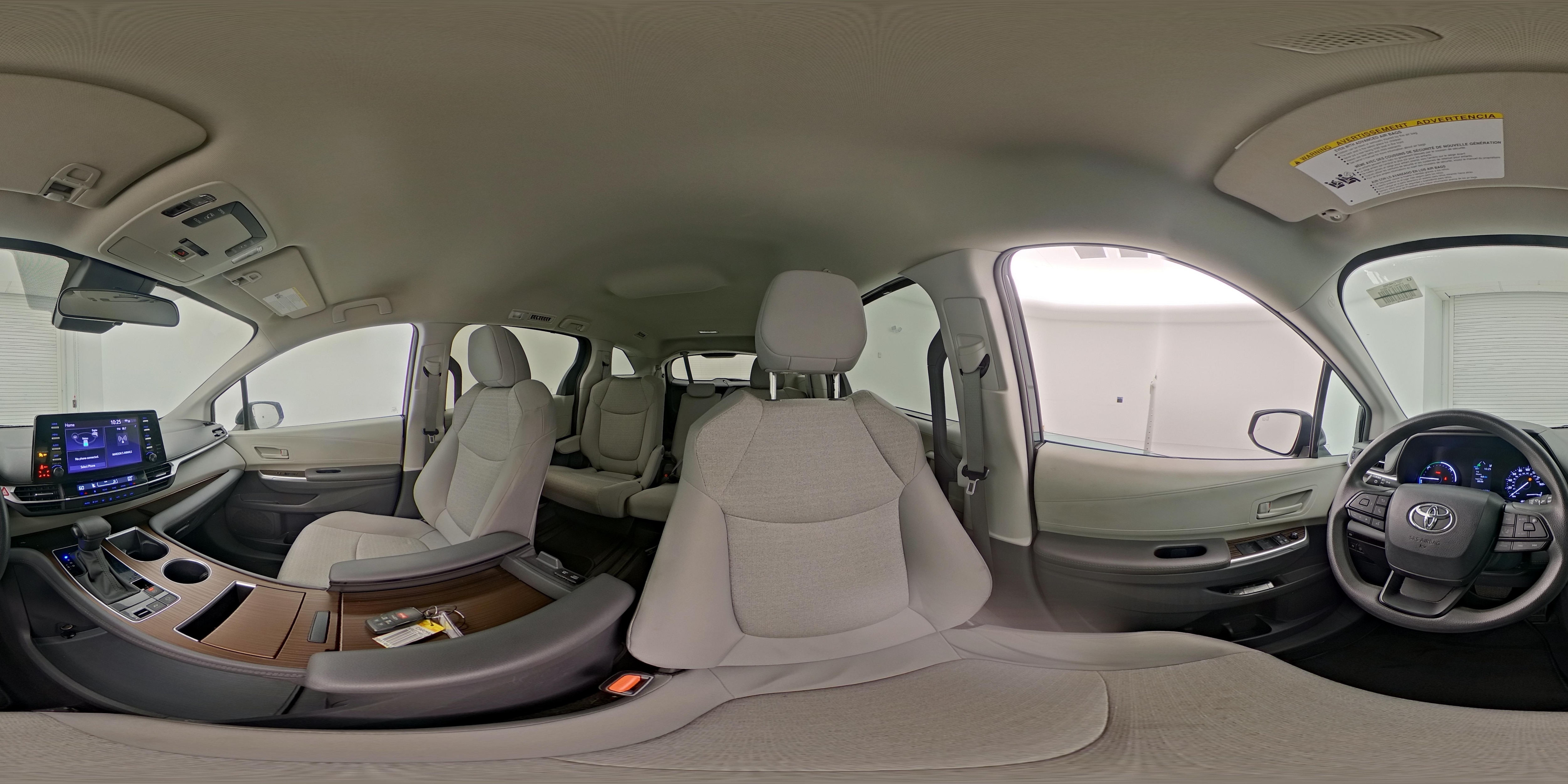 2024 Toyota Sienna LE - Photo 29