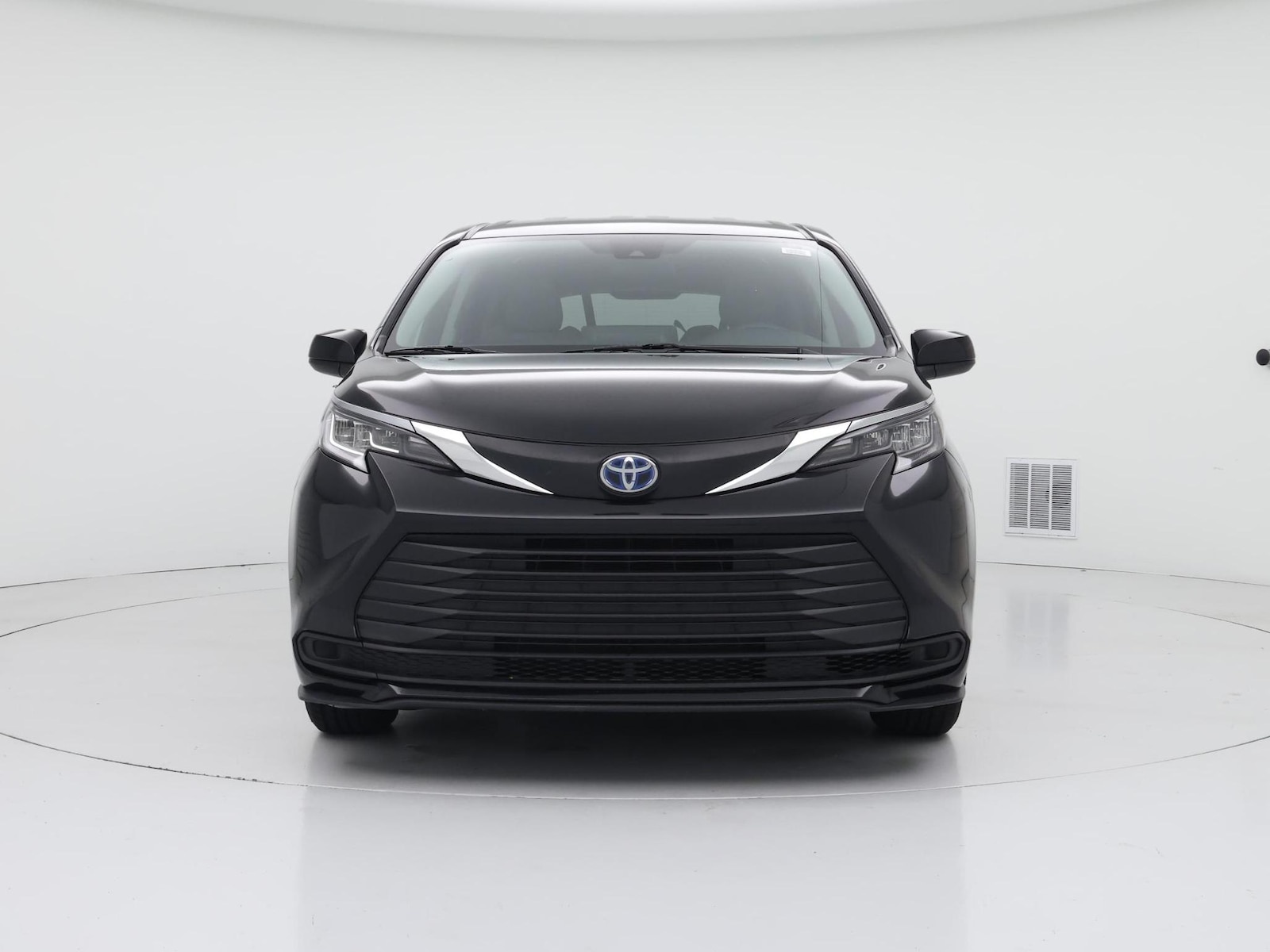 2024 Toyota Sienna LE - Photo 6