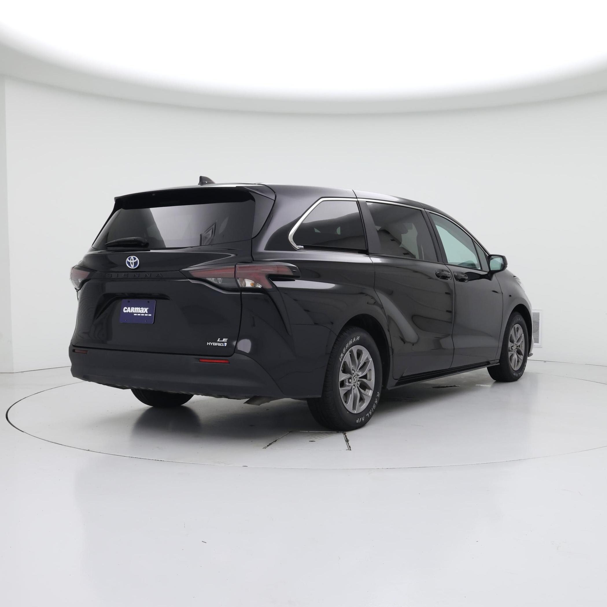 Thumbnail: 2024 Toyota Sienna - 8