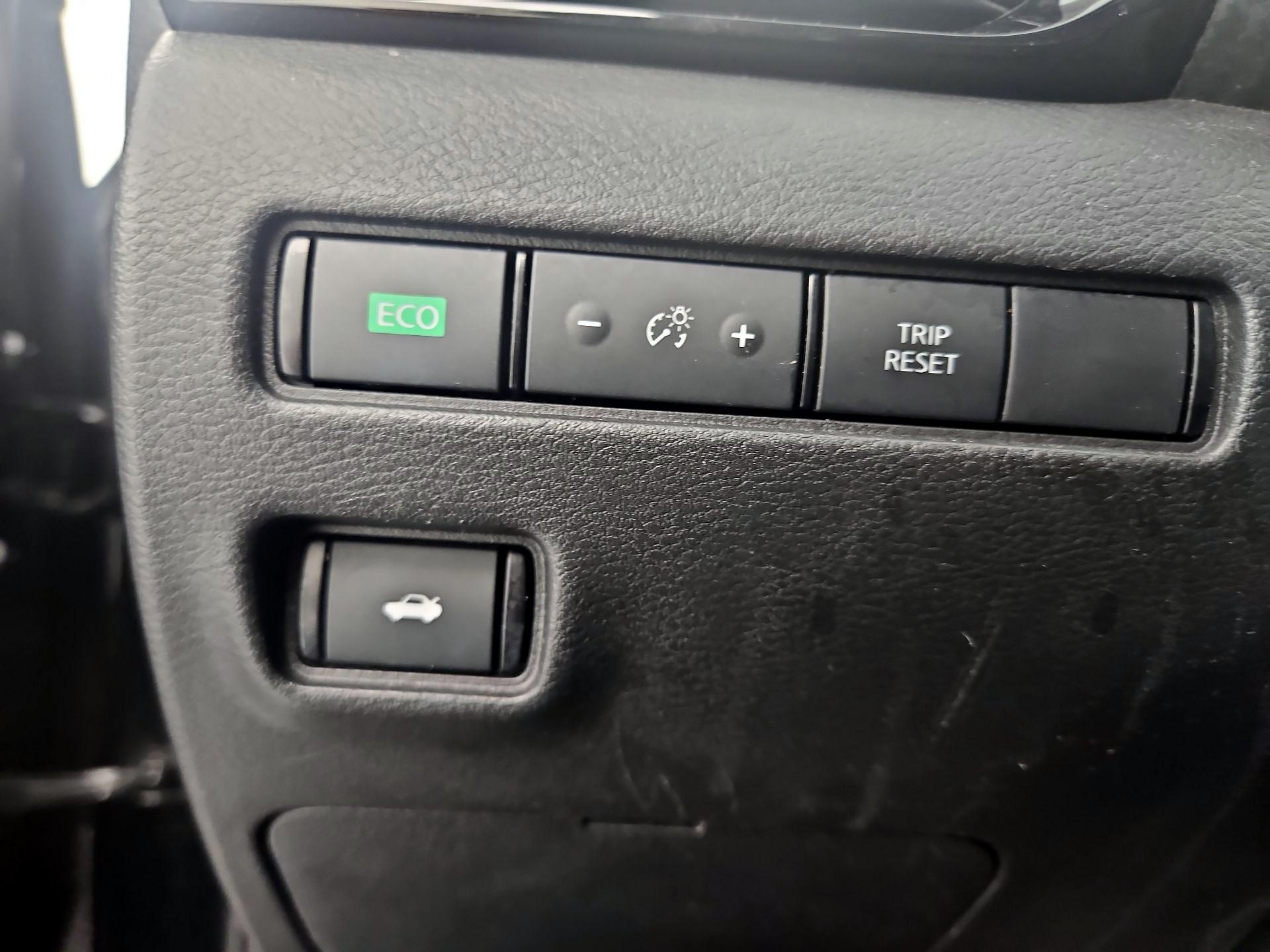 Thumbnail: 2023 Nissan Sentra - 13