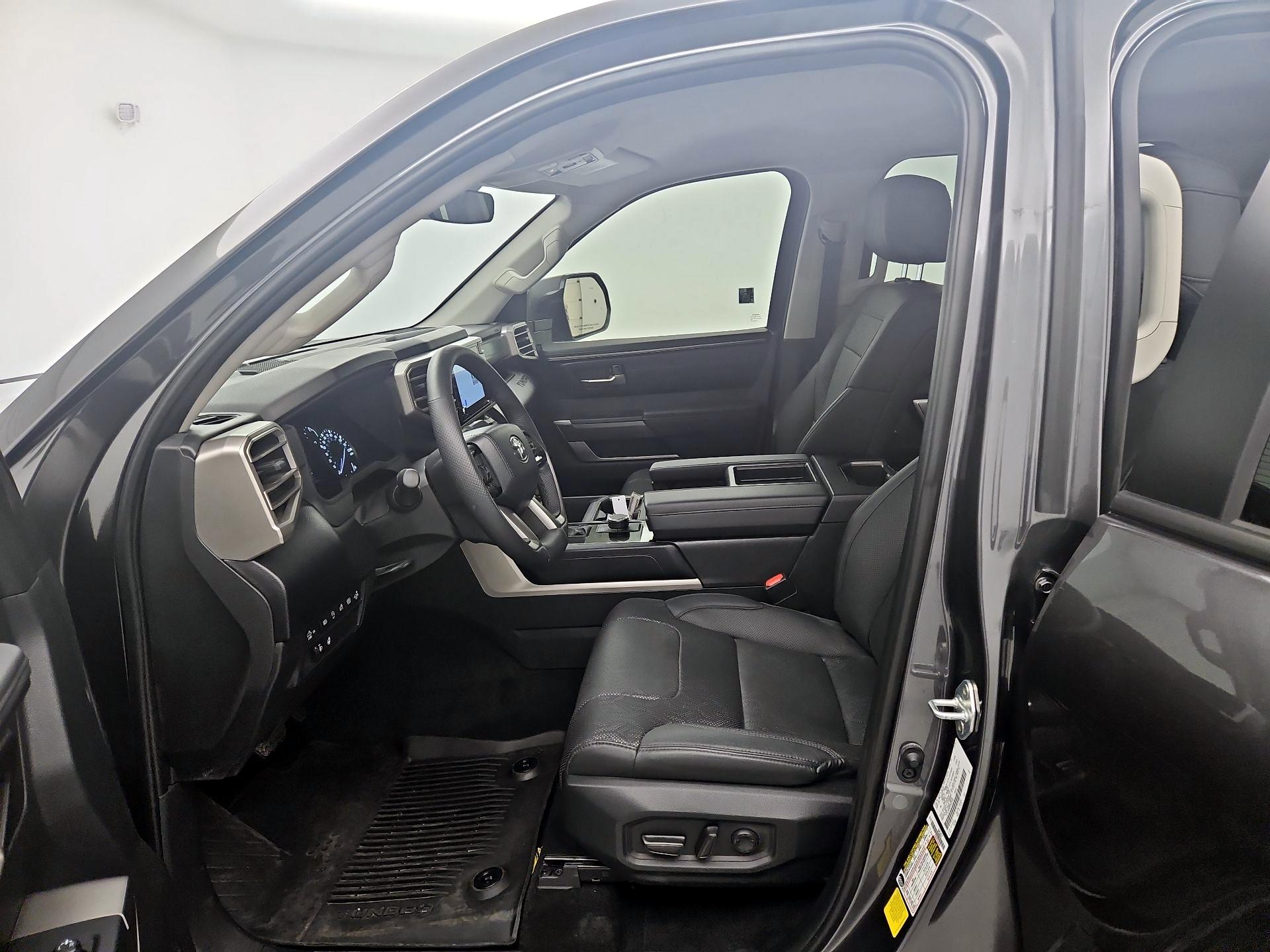 Thumbnail: 2024 Toyota Tundra - 11