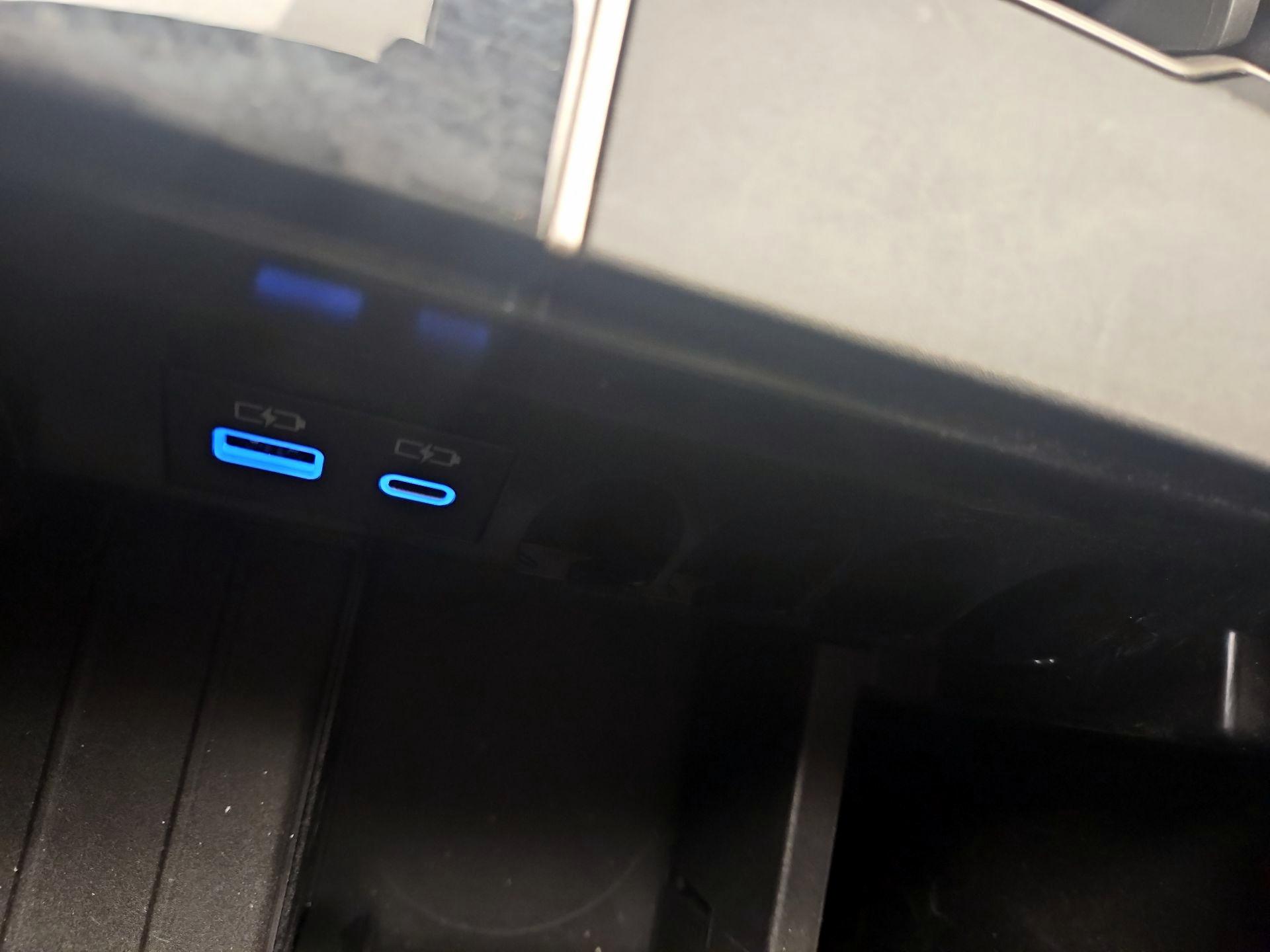 Thumbnail: 2024 Toyota Tundra - 18