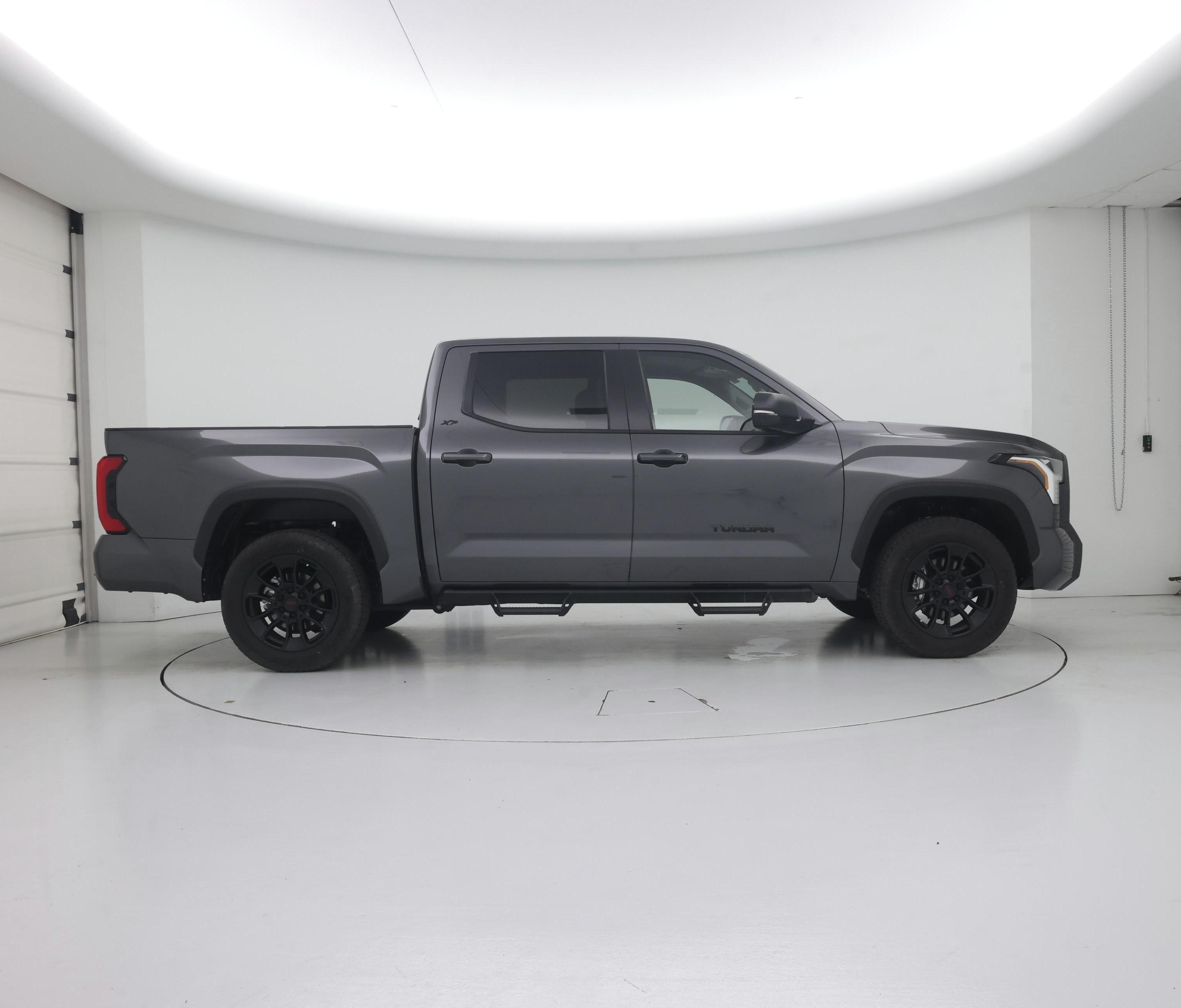 Thumbnail: 2024 Toyota Tundra - 7