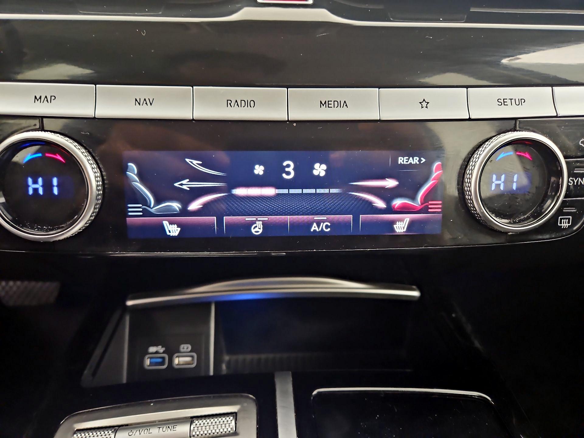 Thumbnail: 2023 Genesis G80 - 17