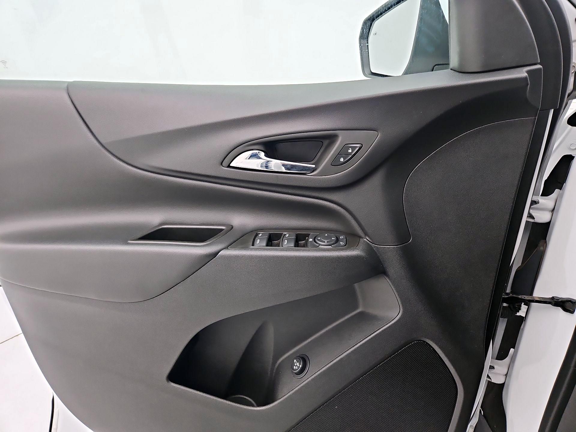 Thumbnail: 2023 Chevrolet Equinox - 12