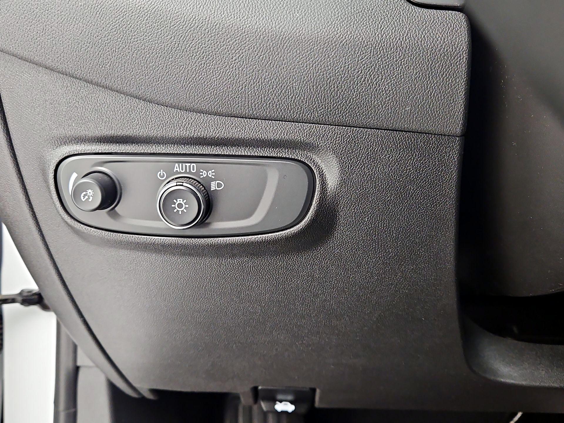 Thumbnail: 2023 Chevrolet Equinox - 13