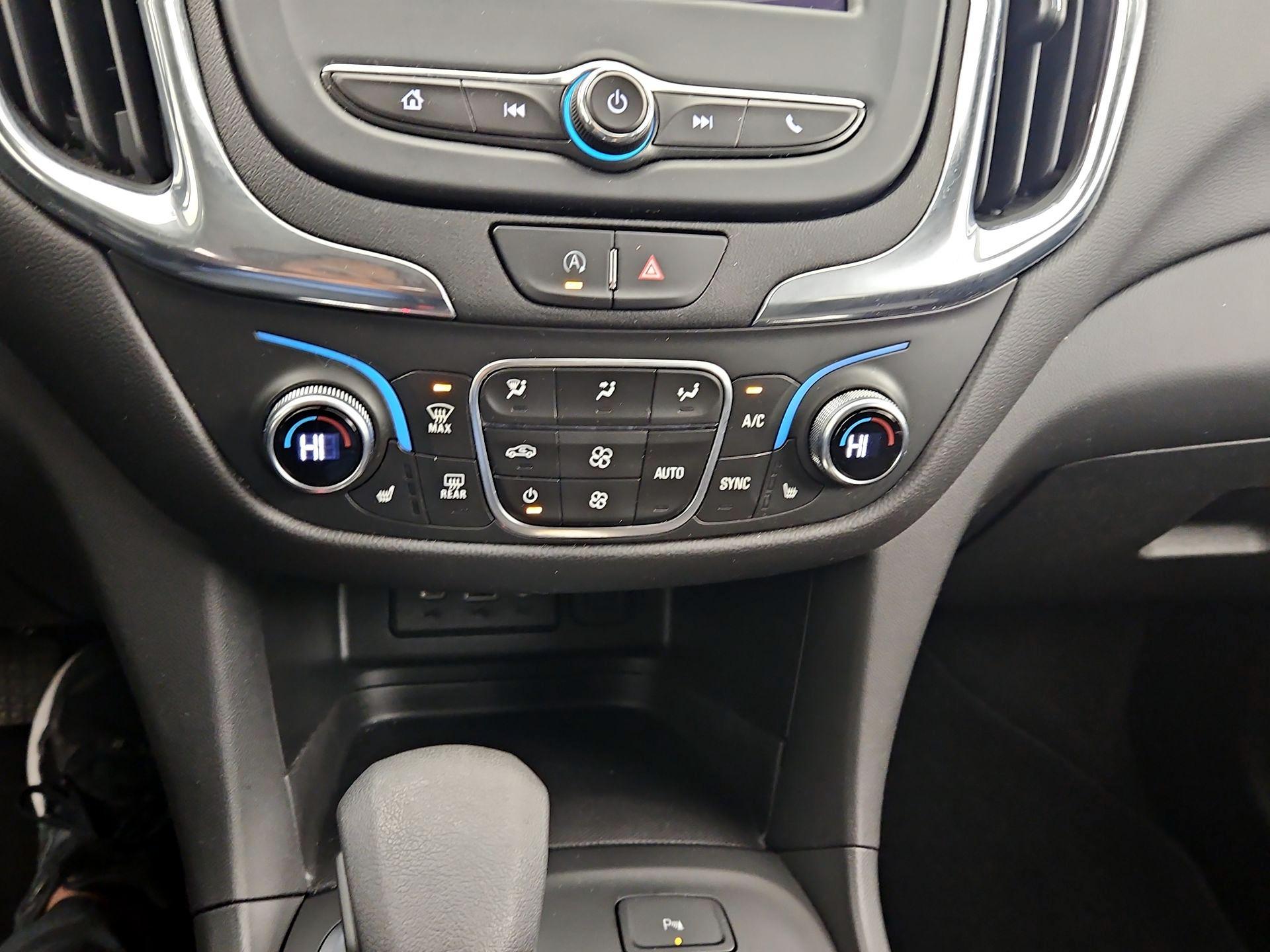 Thumbnail: 2023 Chevrolet Equinox - 16