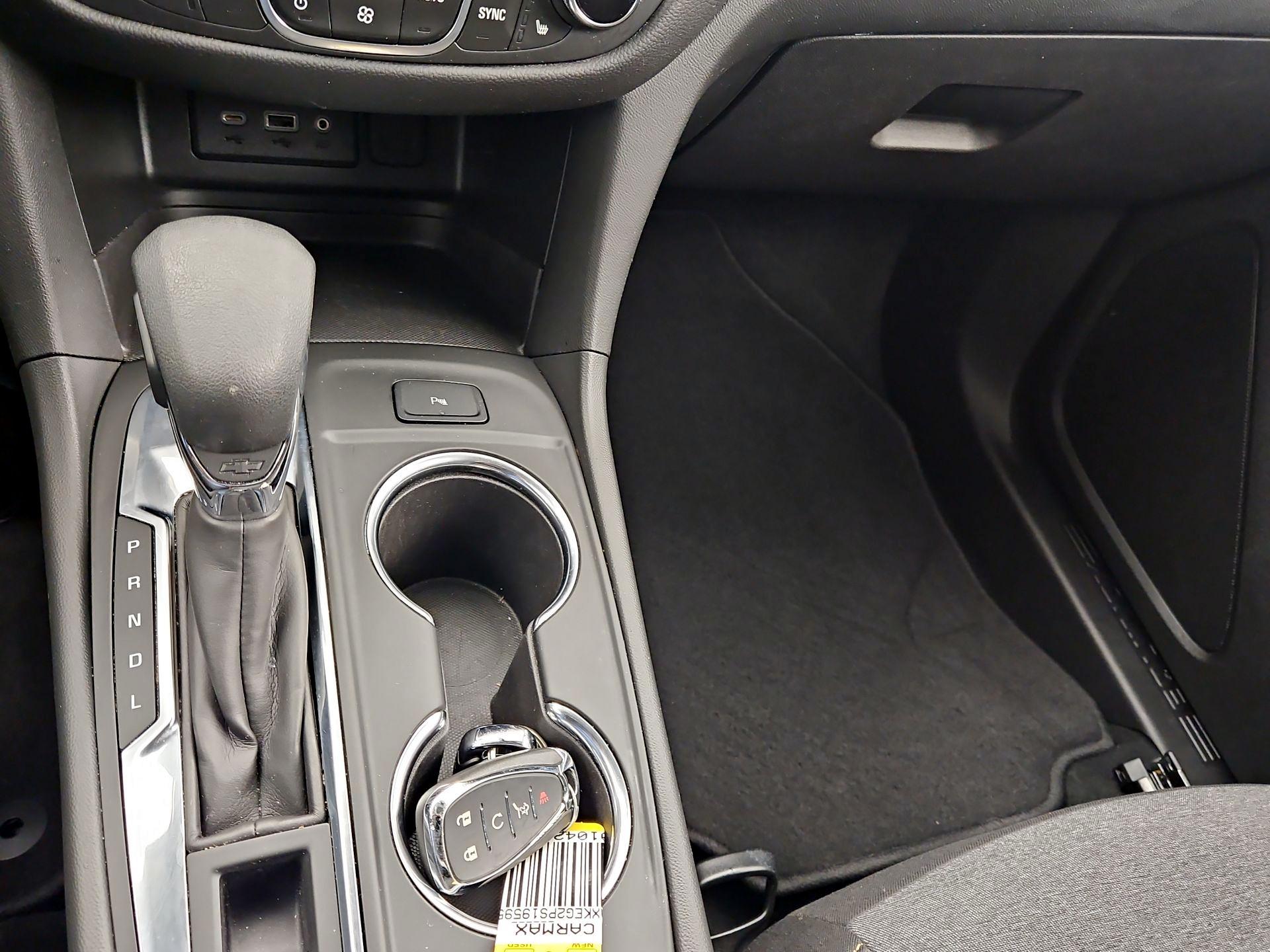 Thumbnail: 2023 Chevrolet Equinox - 17