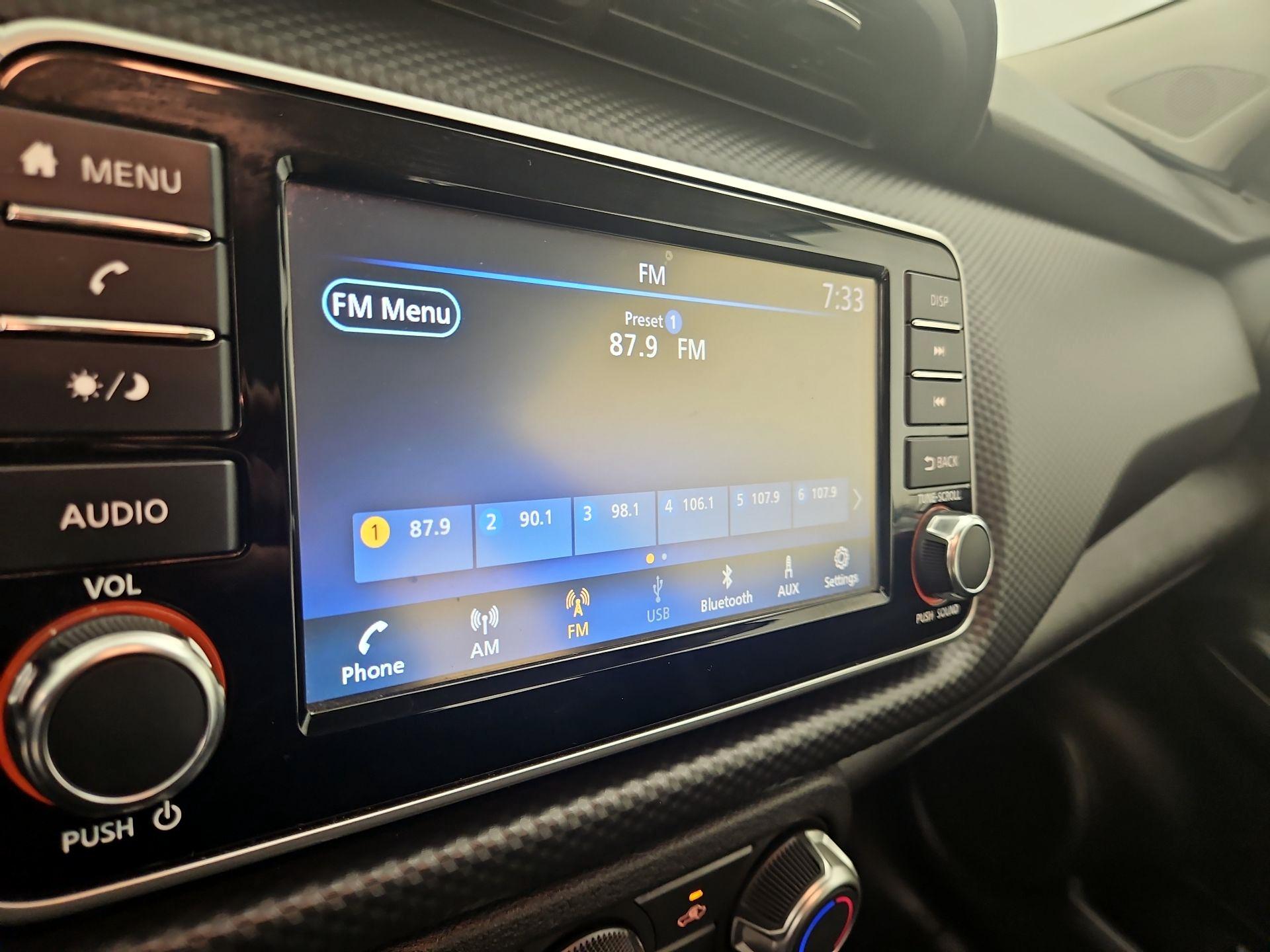 Thumbnail: 2023 Nissan Kicks - 15