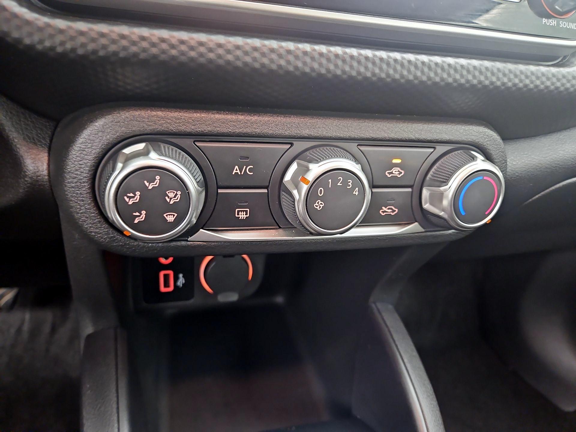 Thumbnail: 2023 Nissan Kicks - 16