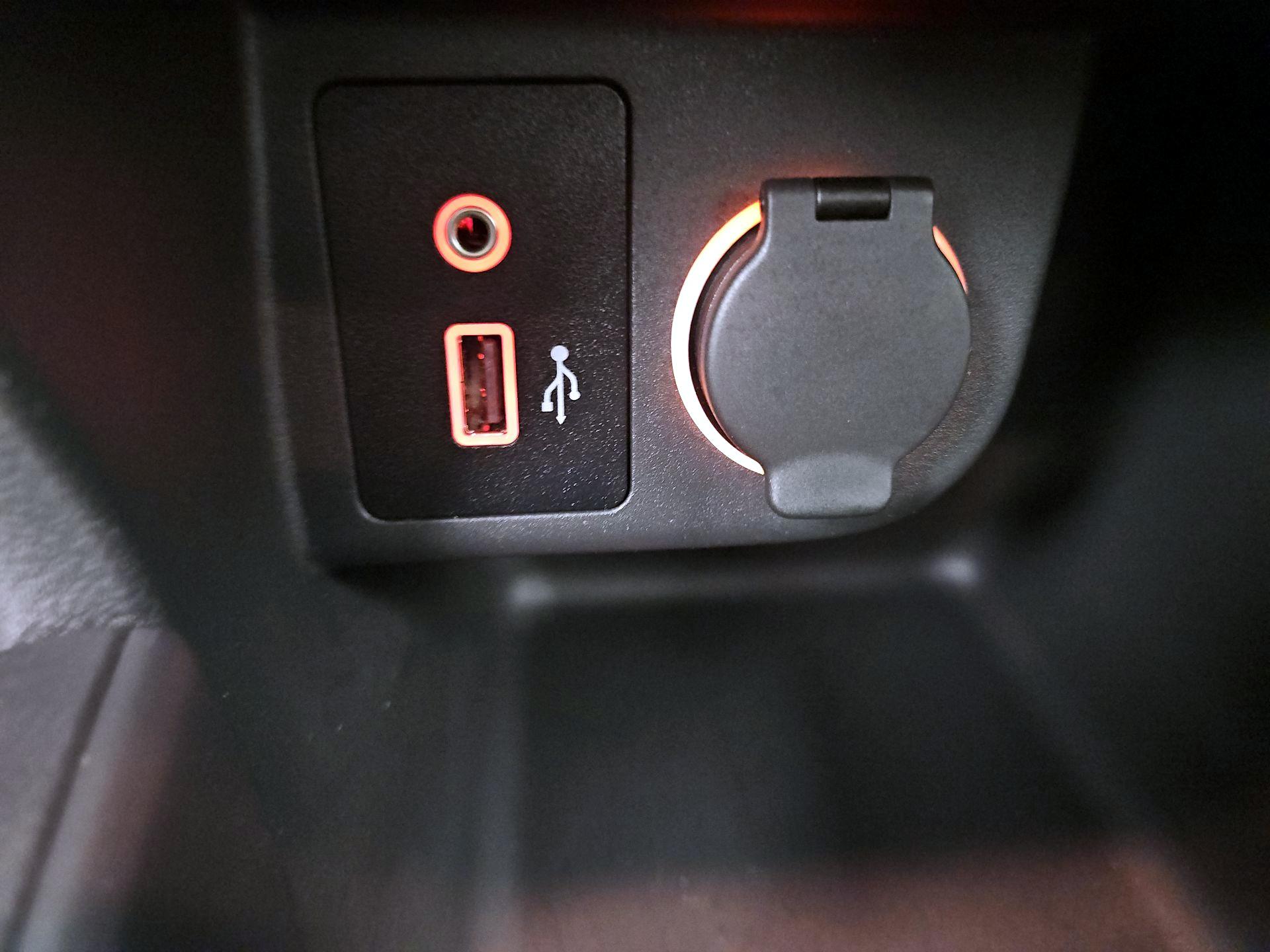 Thumbnail: 2023 Nissan Kicks - 18