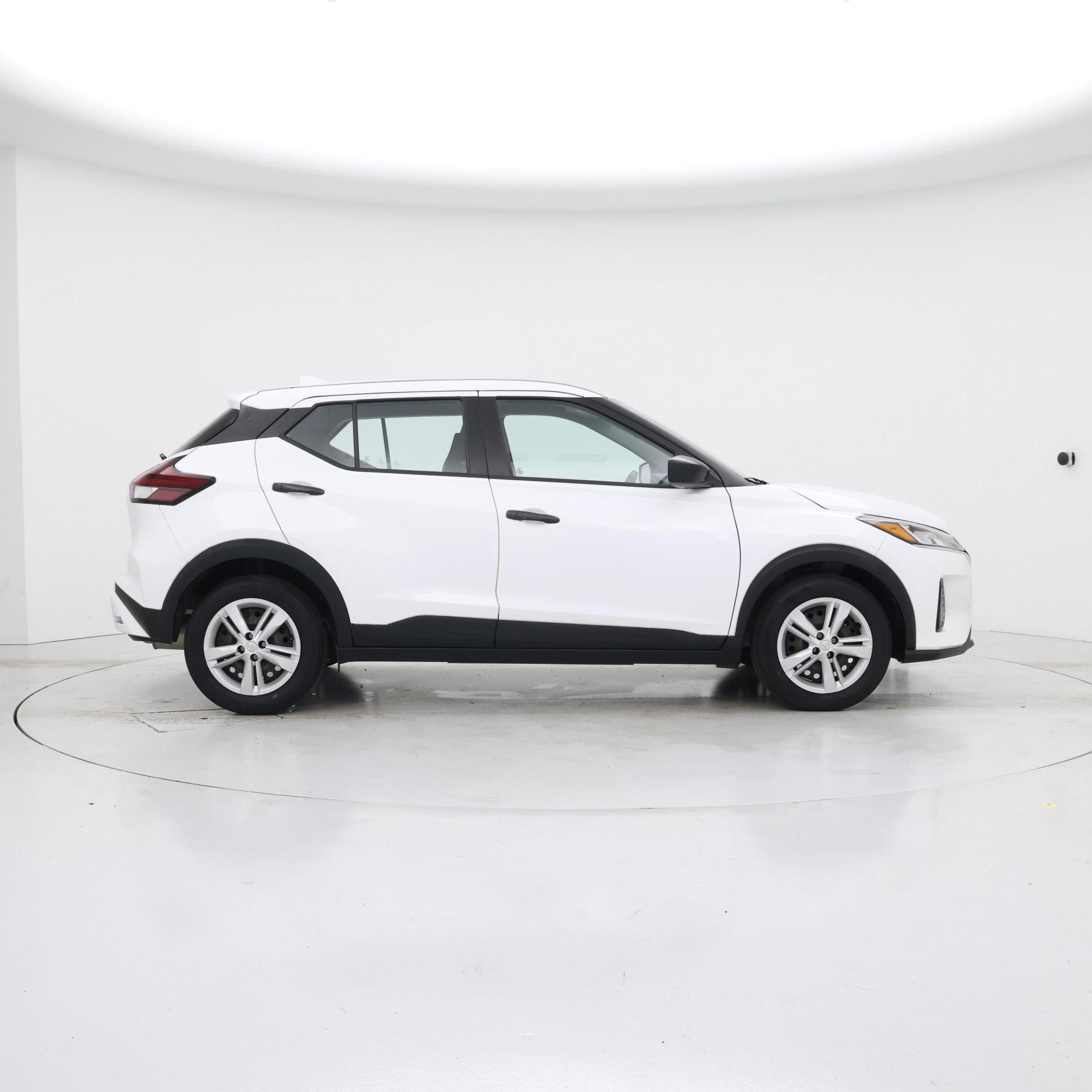 Thumbnail: 2023 Nissan Kicks - 7