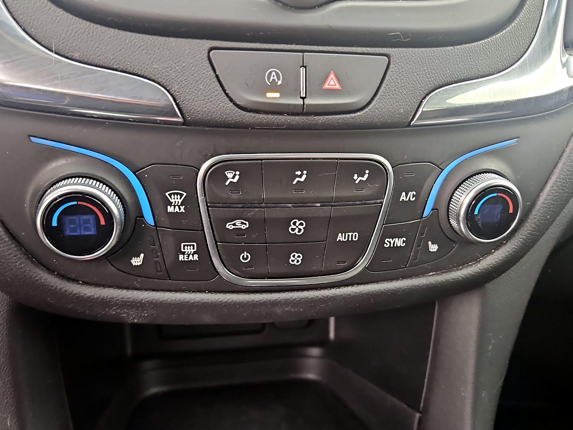 Thumbnail: 2023 Chevrolet Equinox - 16