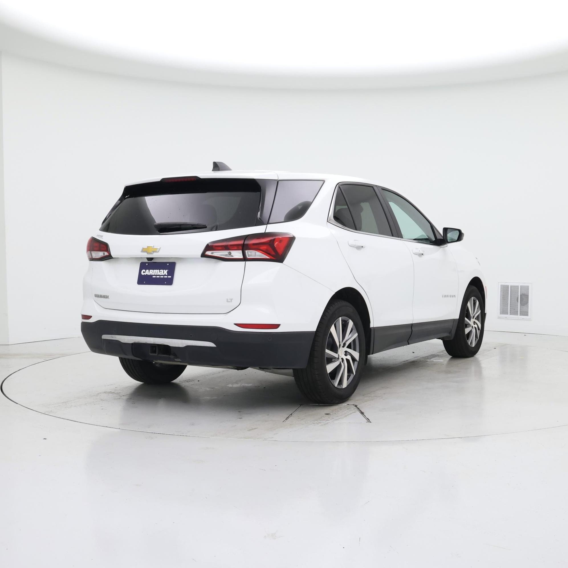 Thumbnail: 2023 Chevrolet Equinox - 8