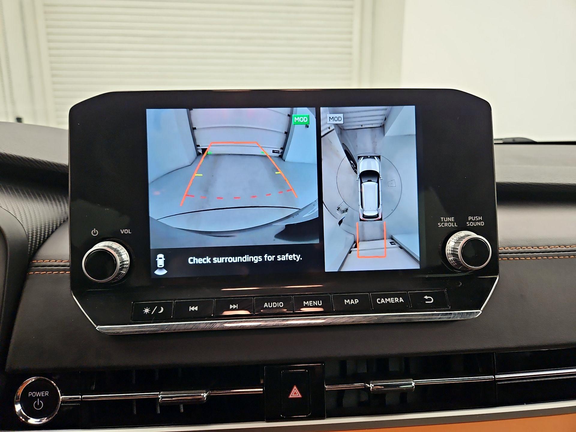 Thumbnail: 2023 Mitsubishi Outlander - 14