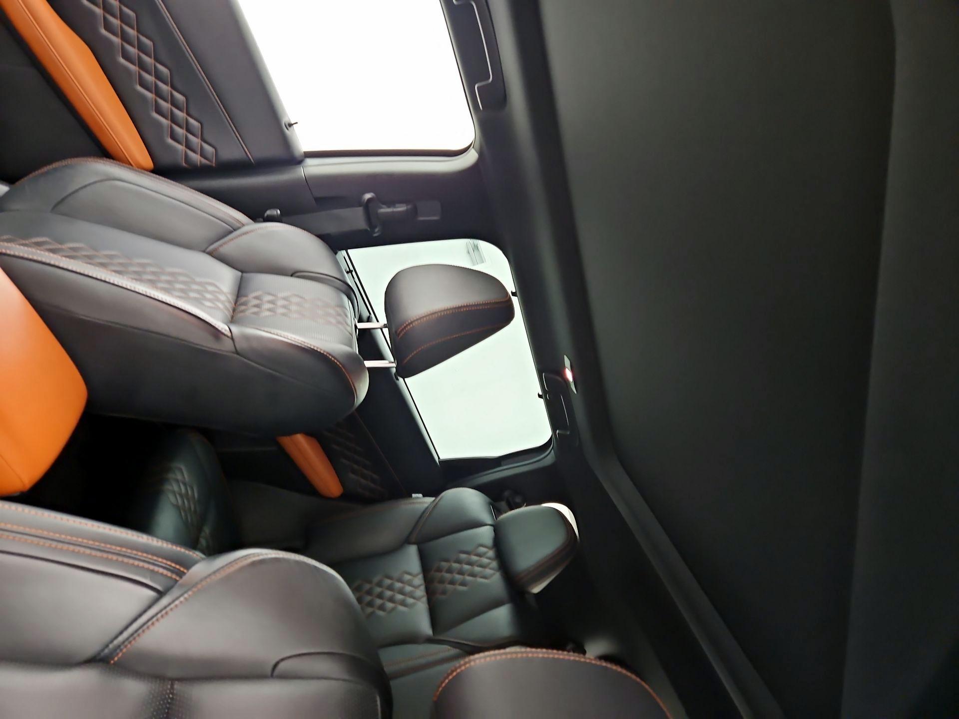 Thumbnail: 2023 Mitsubishi Outlander - 19