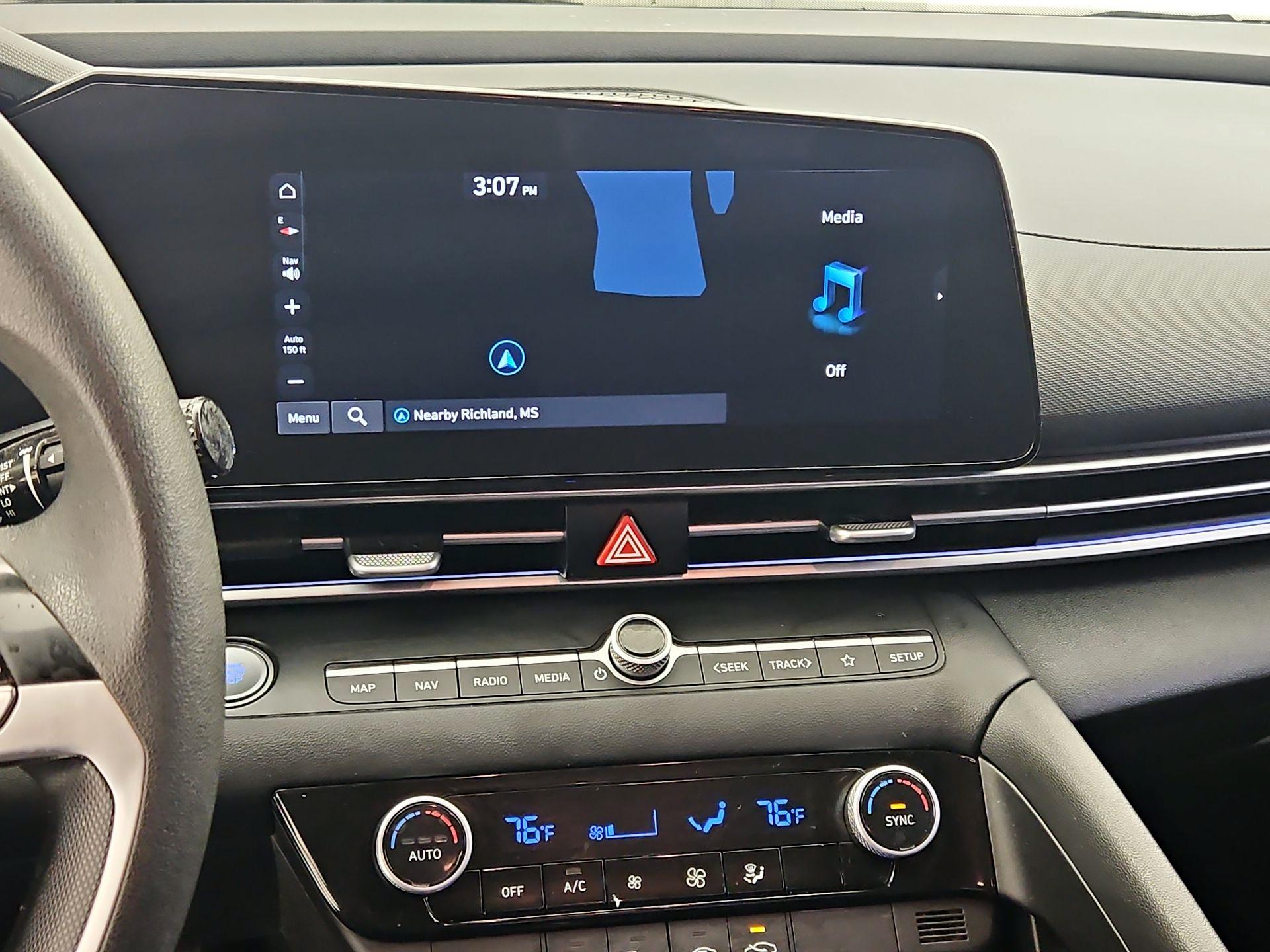 Thumbnail: 2024 Hyundai Elantra - 14