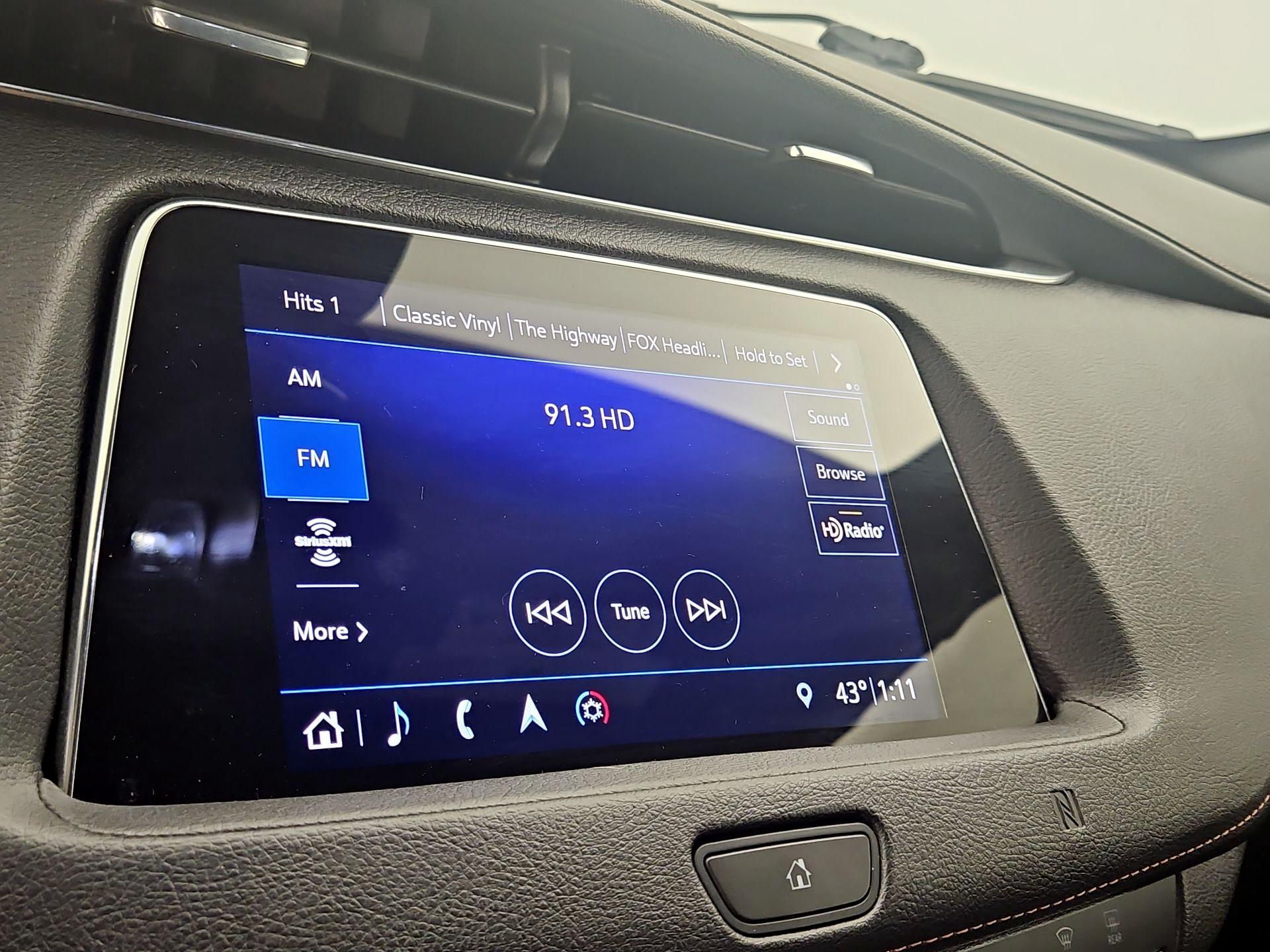 Thumbnail: 2019 Cadillac XT4 - 16