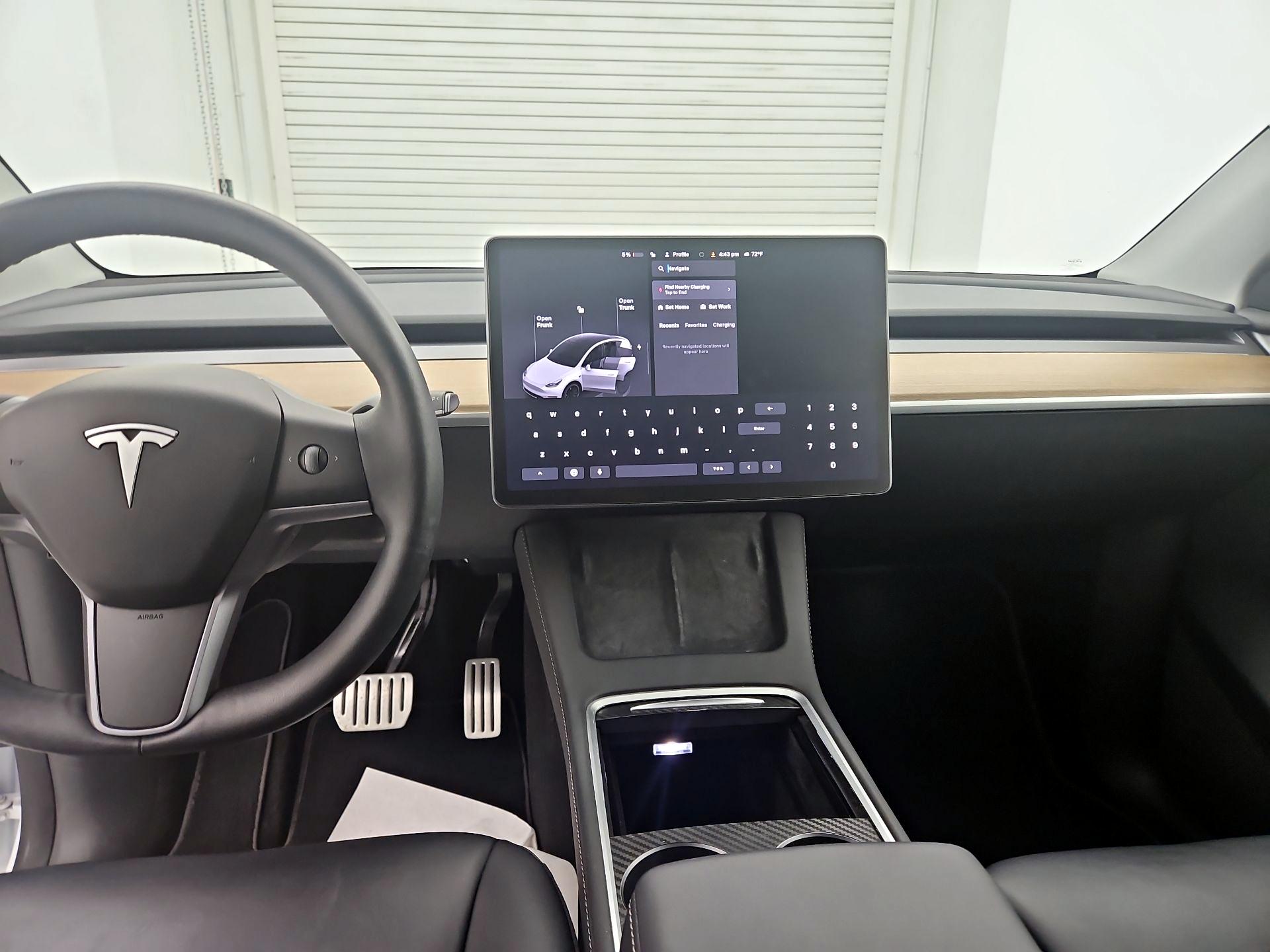 Thumbnail: 2023 Tesla Model Y - 9