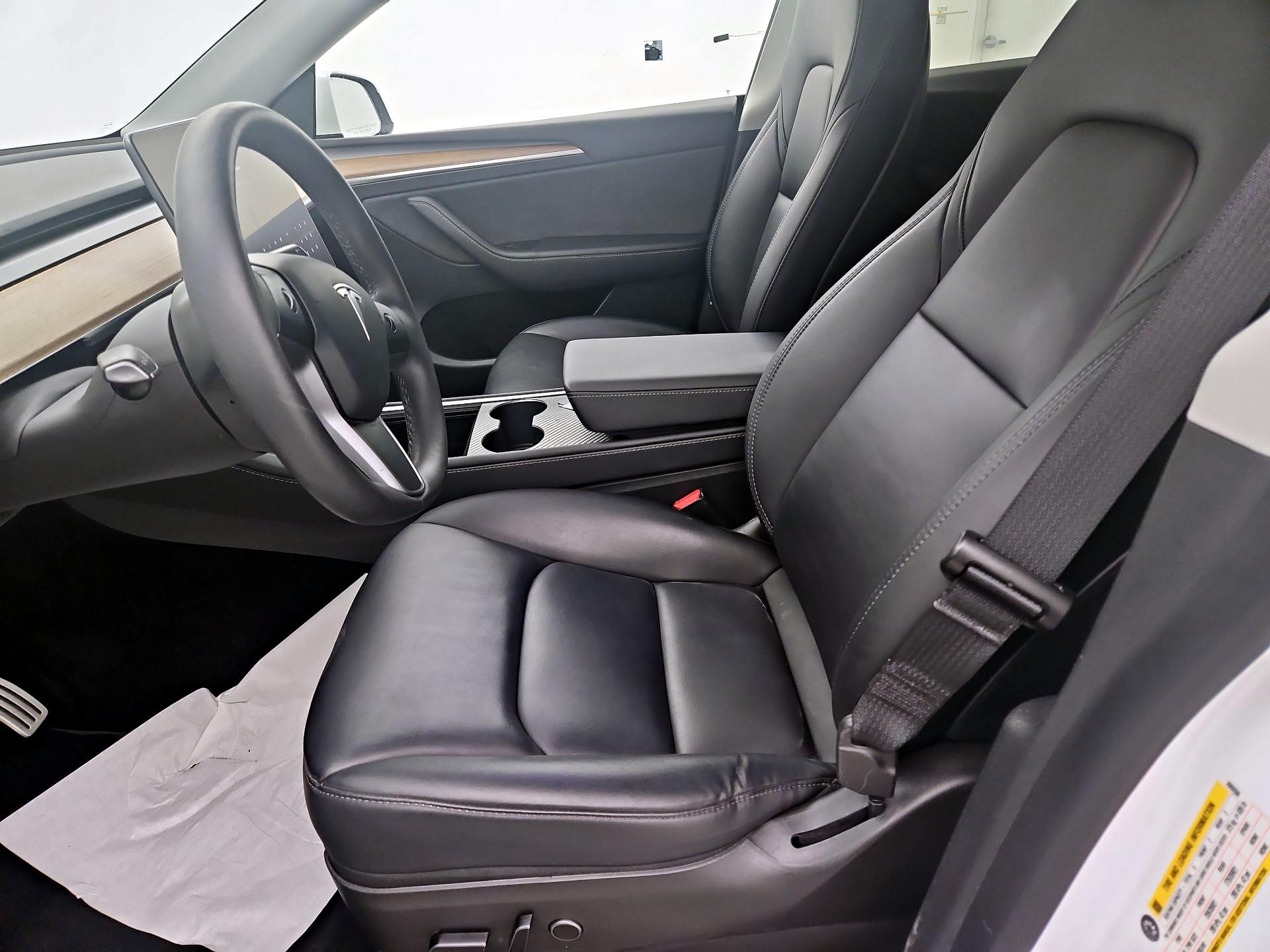 Thumbnail: 2023 Tesla Model Y - 11