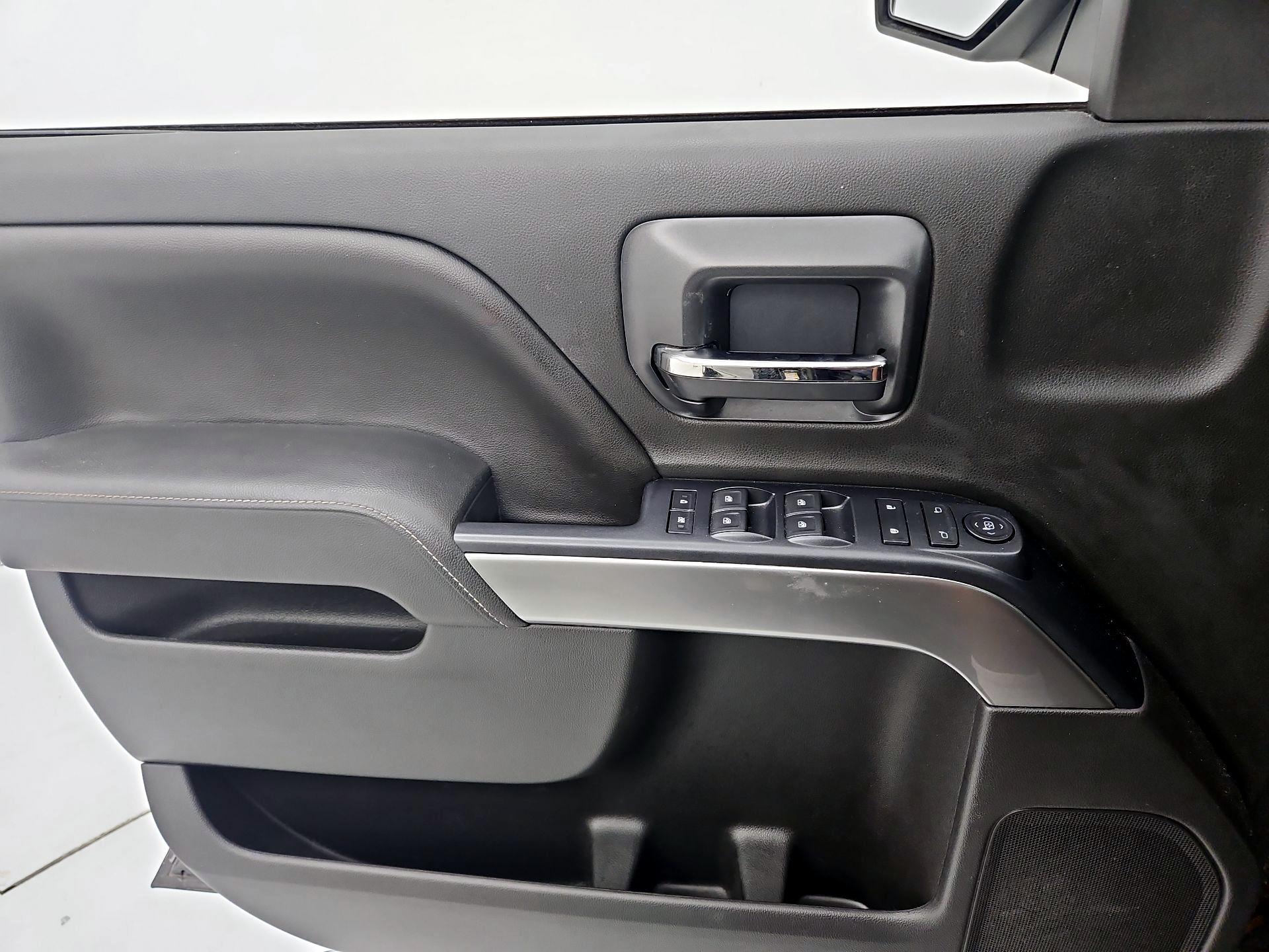 Thumbnail: 2015 Chevrolet Silverado 1500 - 12