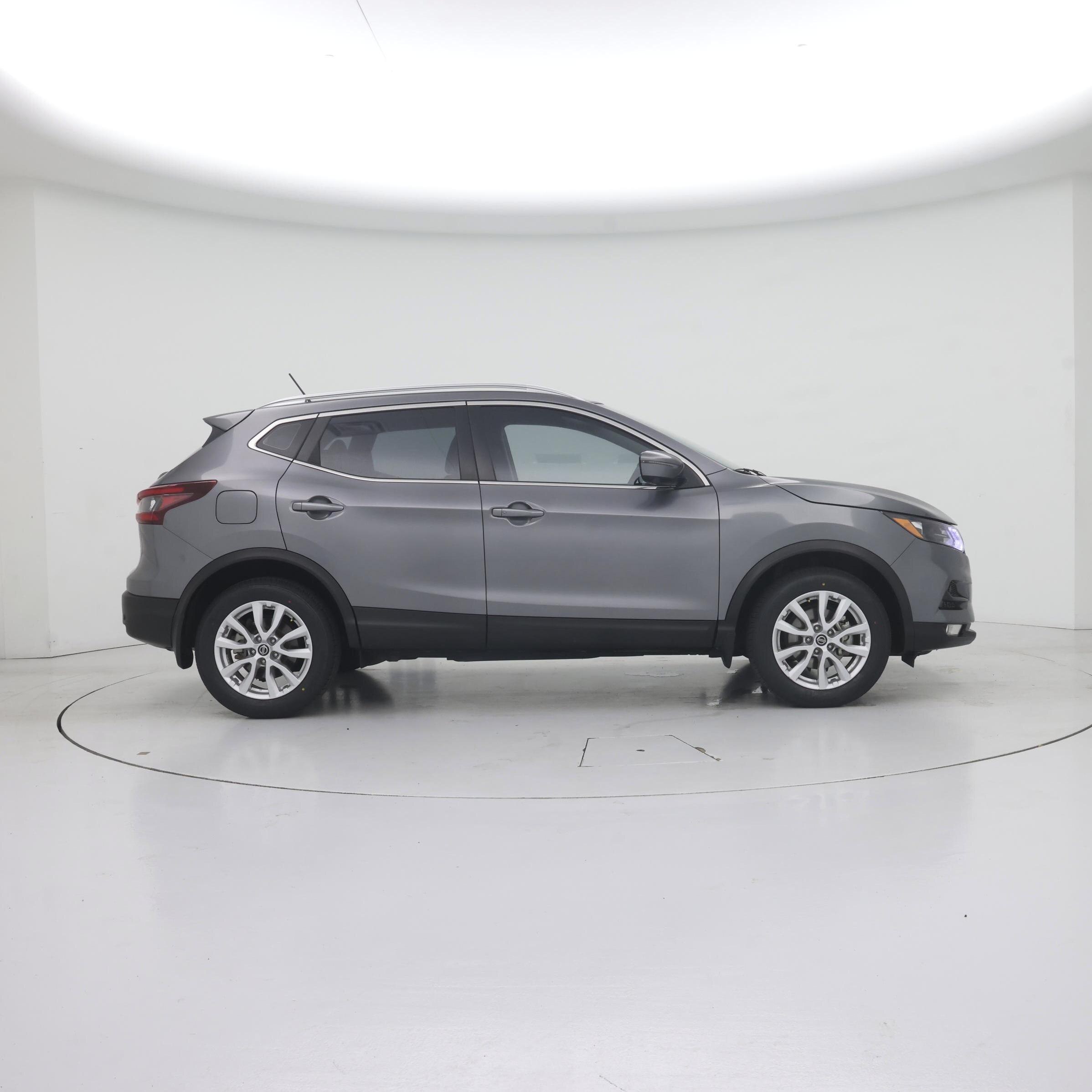 Thumbnail: 2022 Nissan Rogue Sport - 7