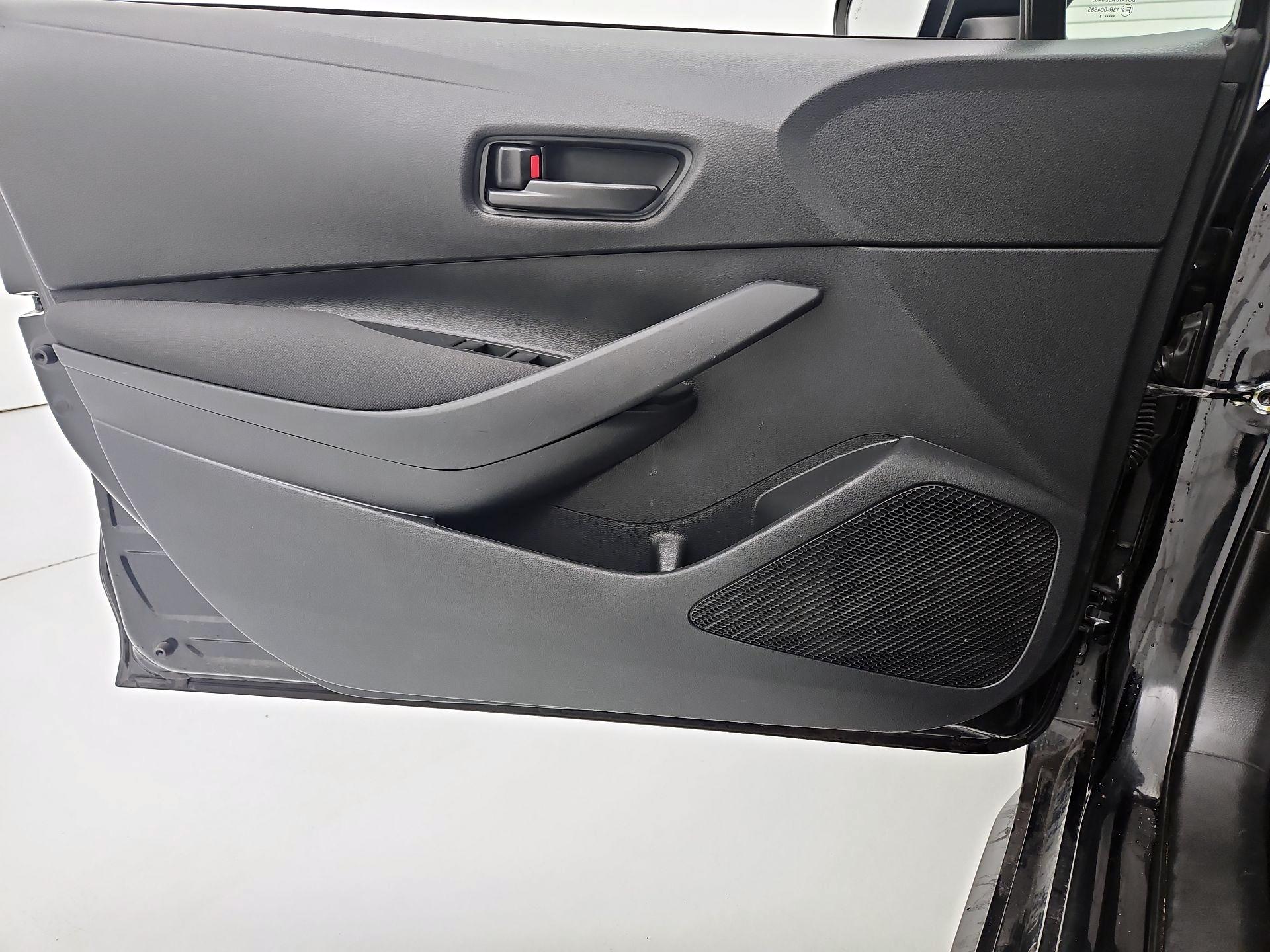 Thumbnail: 2023 Toyota Corolla - 12