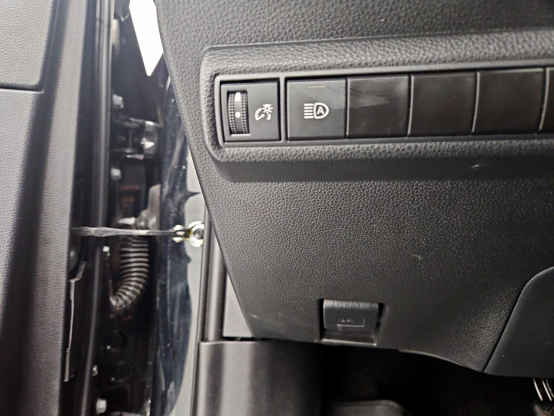 Thumbnail: 2023 Toyota Corolla - 13