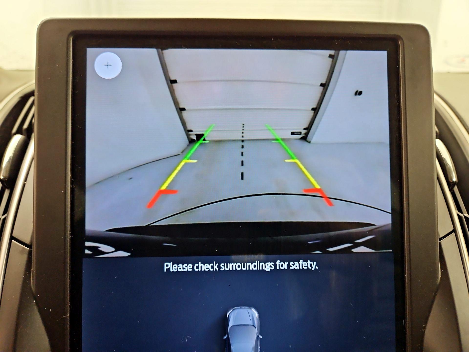 Thumbnail: 2021 Ford Edge - 14