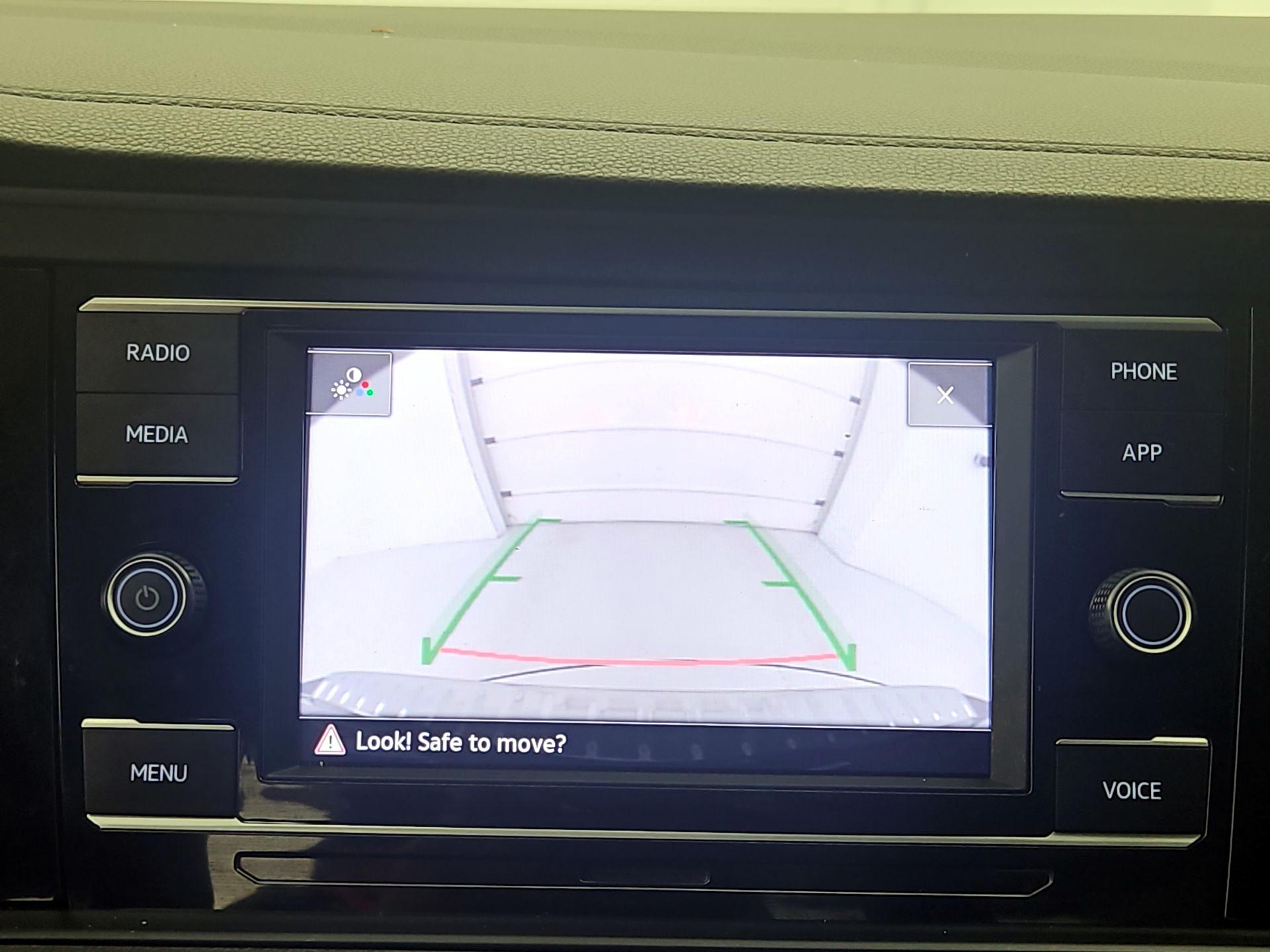 Thumbnail: 2023 Volkswagen Jetta - 14