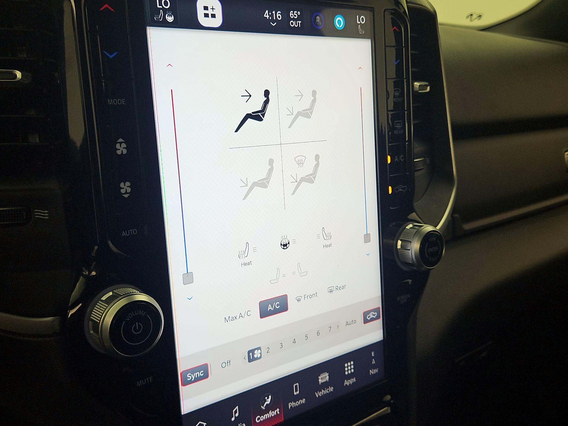 Thumbnail: 2025 RAM 1500 - 17