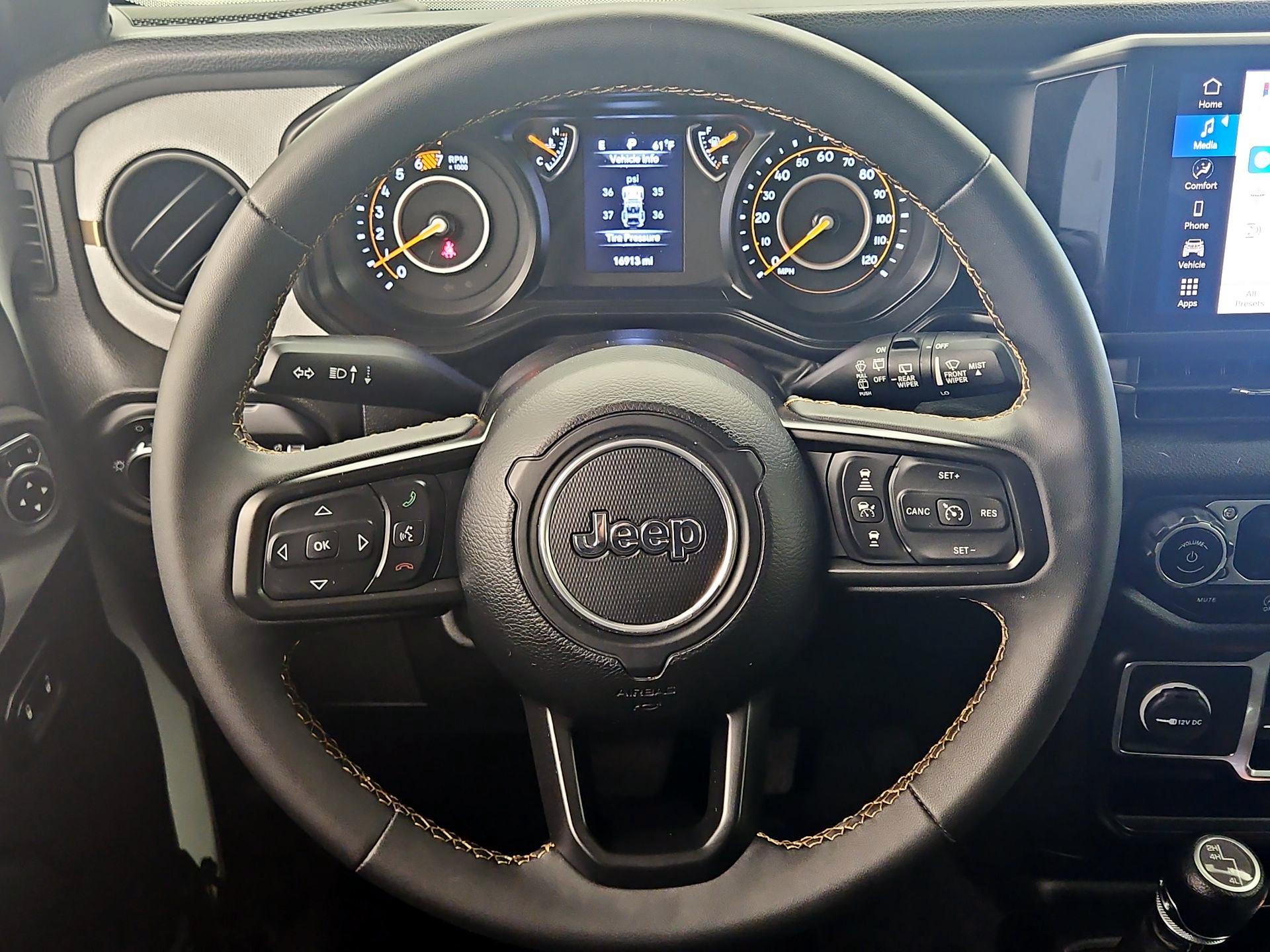 Thumbnail: 2024 Jeep Wrangler - 10