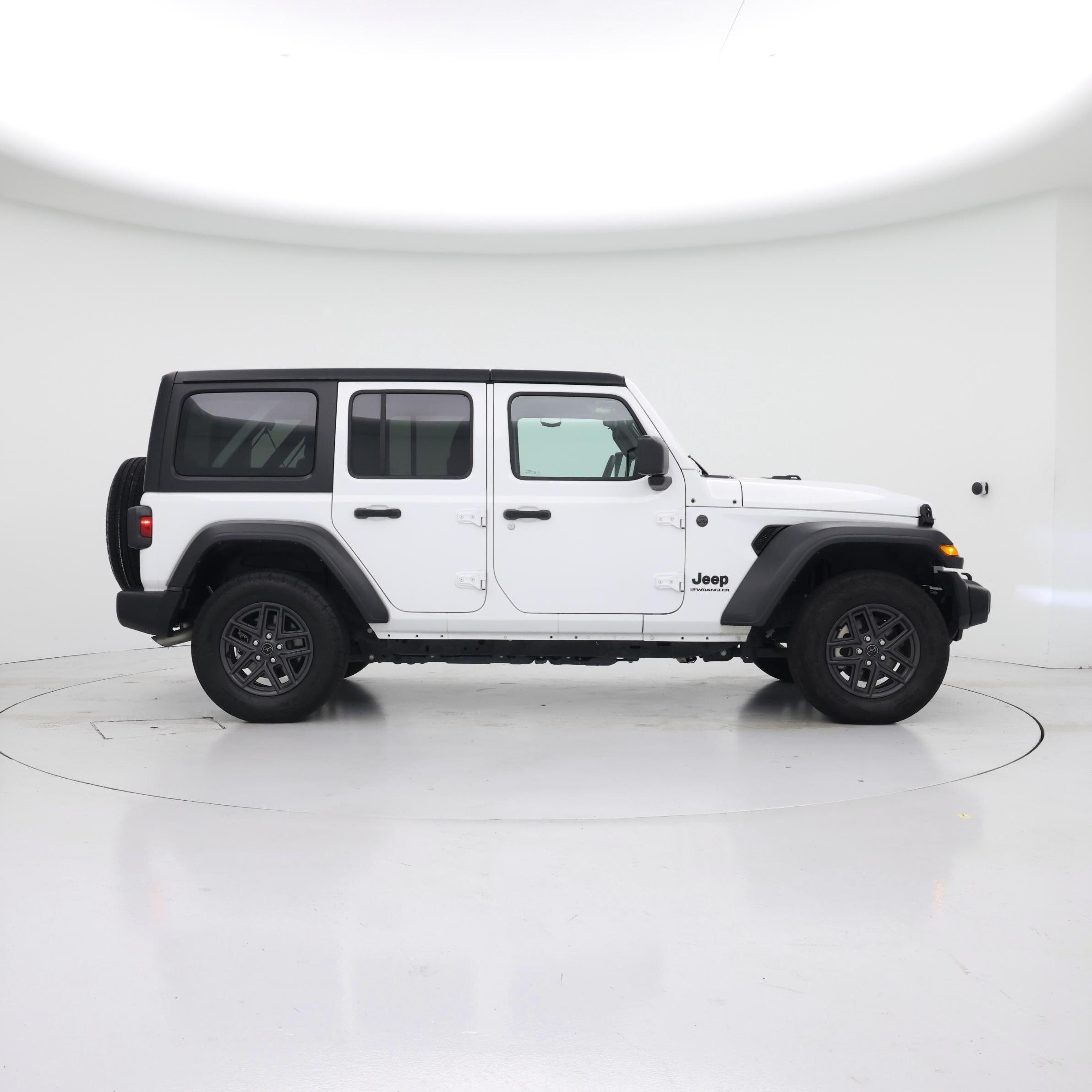 Thumbnail: 2024 Jeep Wrangler - 7