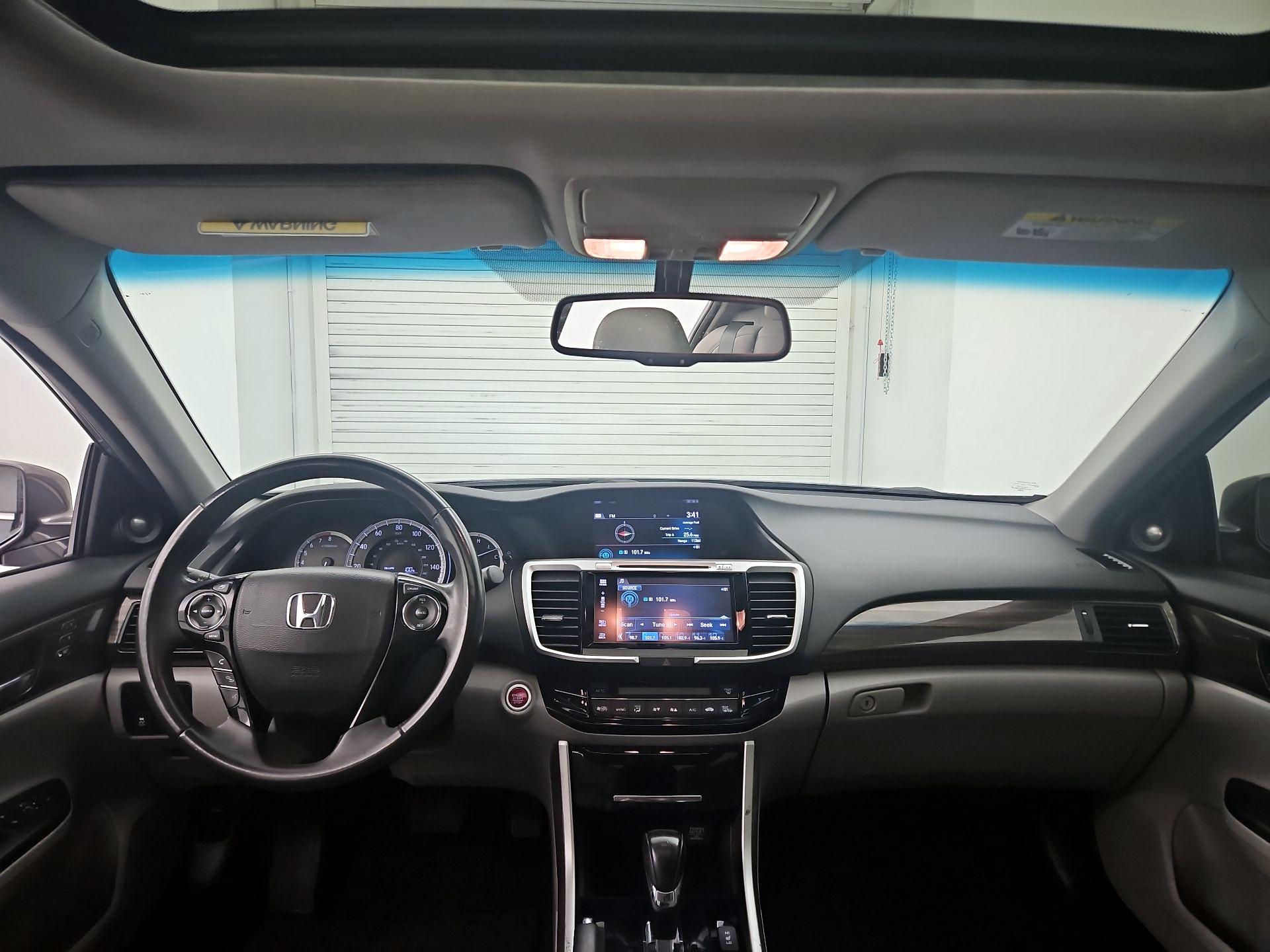 Thumbnail: 2016 Honda Accord - 9