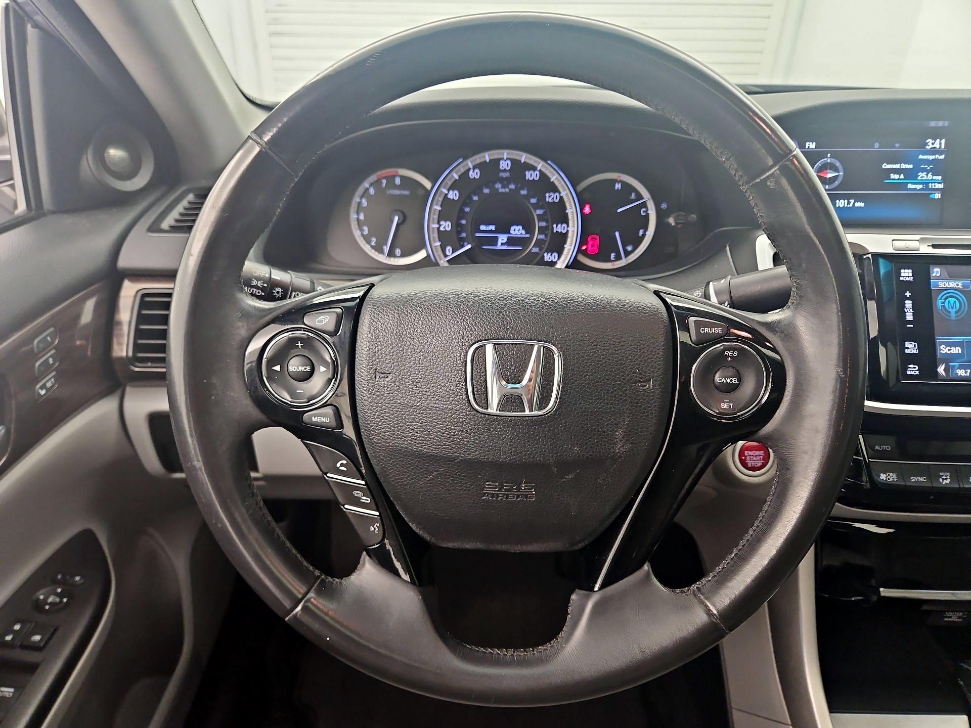 Thumbnail: 2016 Honda Accord - 10